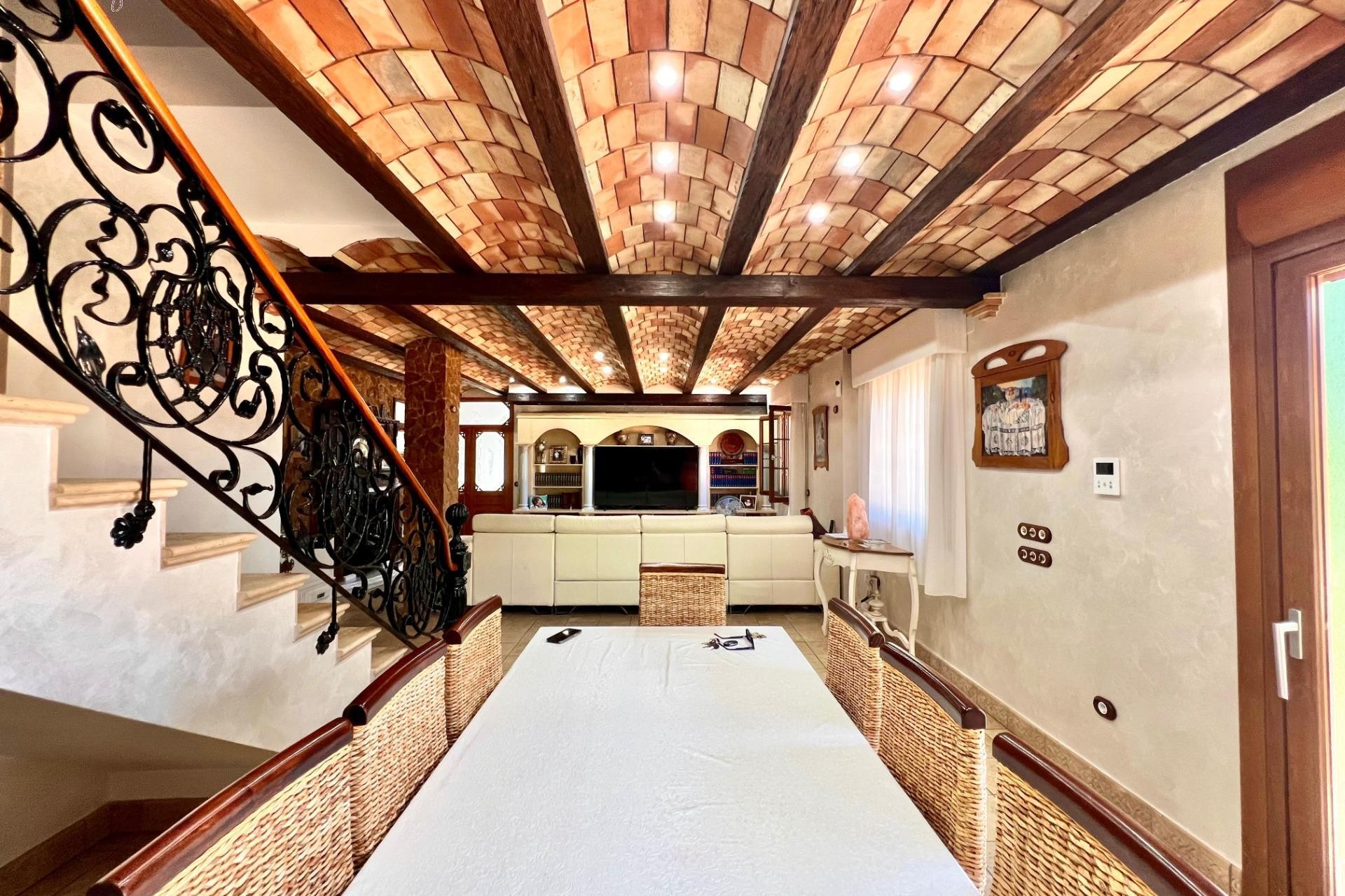 Resale - Villa -
Almoradí - Comunidad Valenciana
