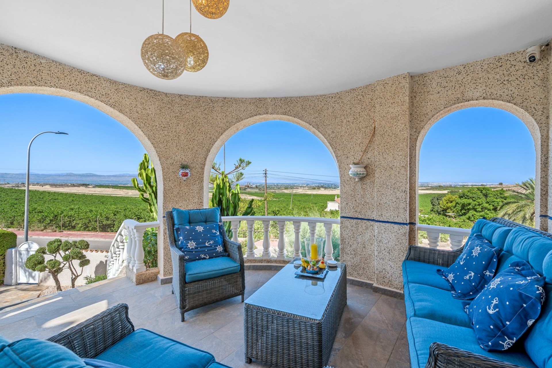 Resale - Villa -
Almoradí - Inland