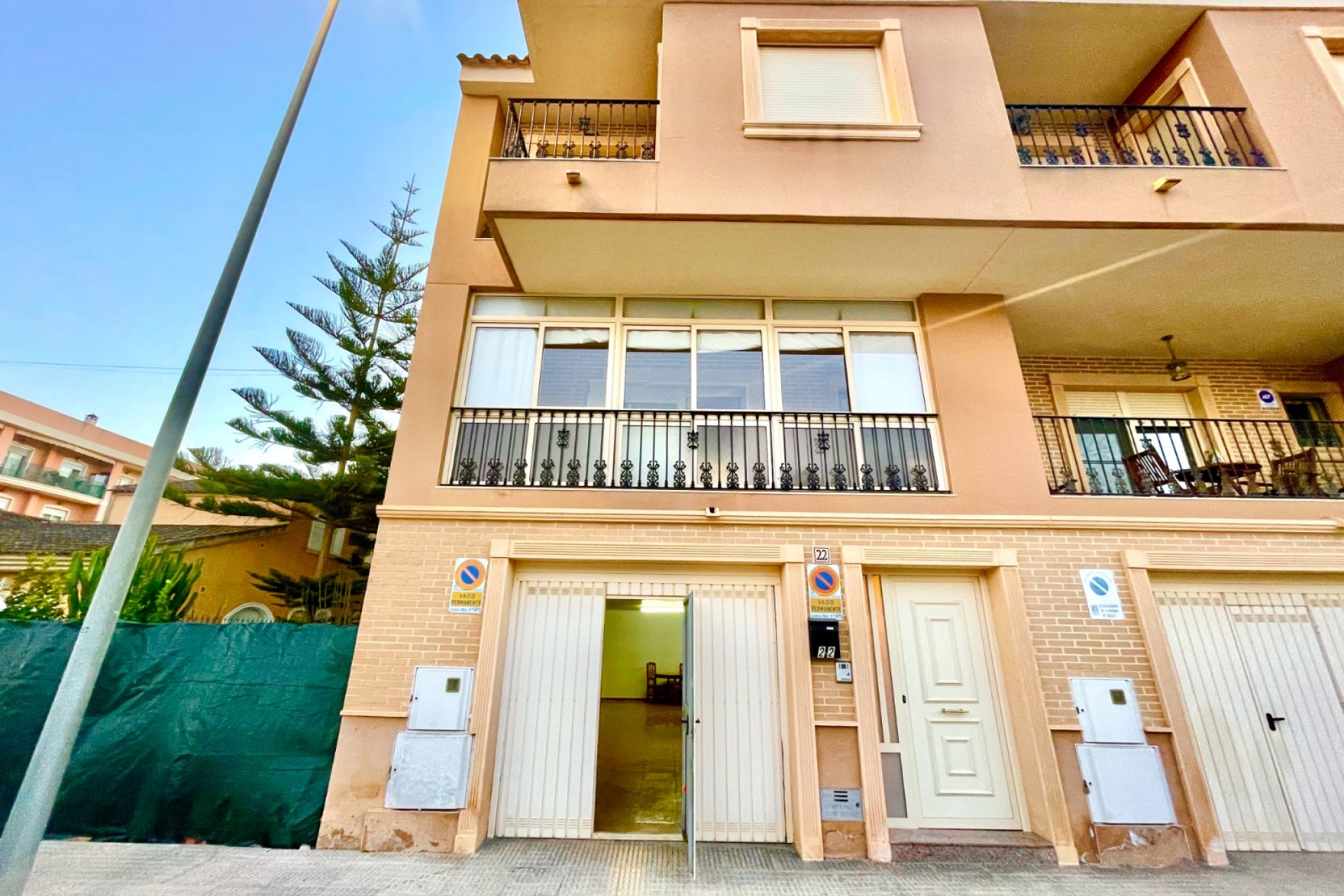 Resale - Villa -
Almoradí - Inland