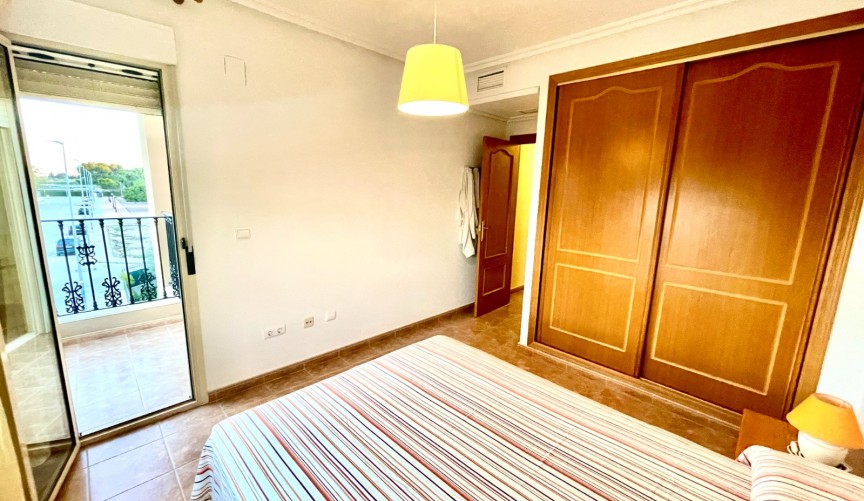 Resale - Villa -
Almoradí - Inland