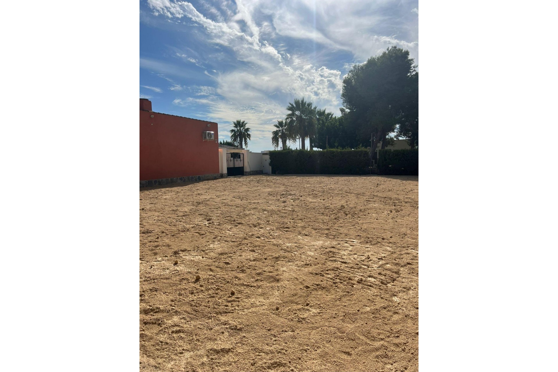 Resale - Villa -
Almoradí