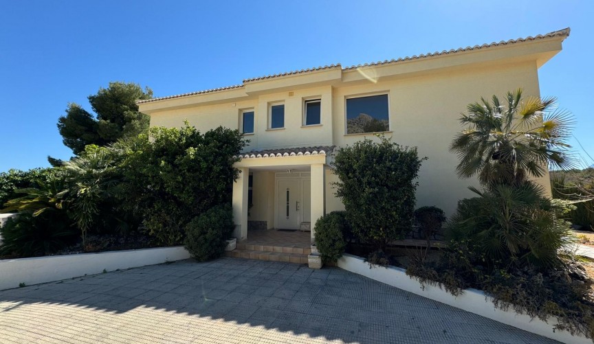 Resale - Villa -
Altea - Altea Hills