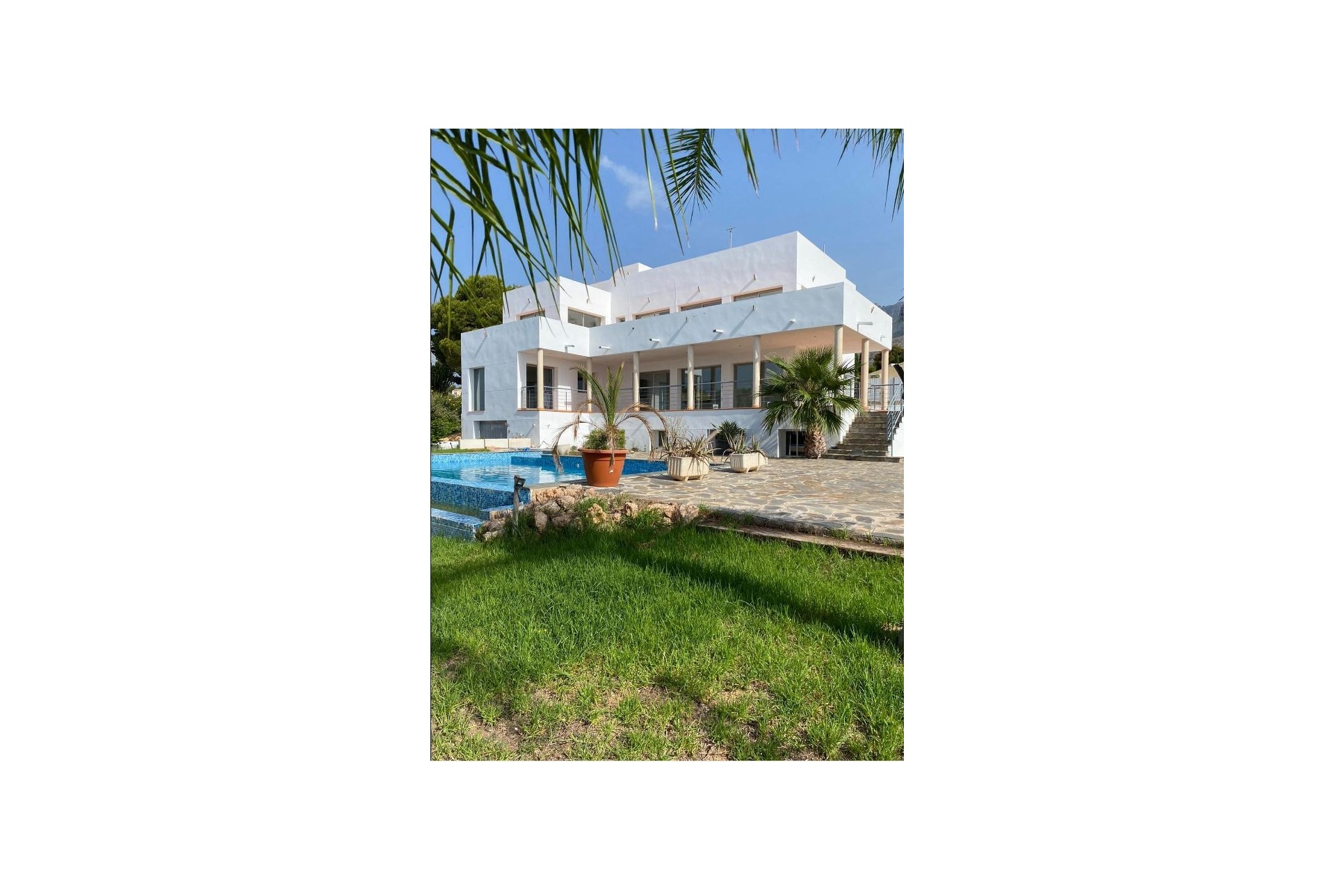 Resale - Villa -
Altea - Costa Blanca