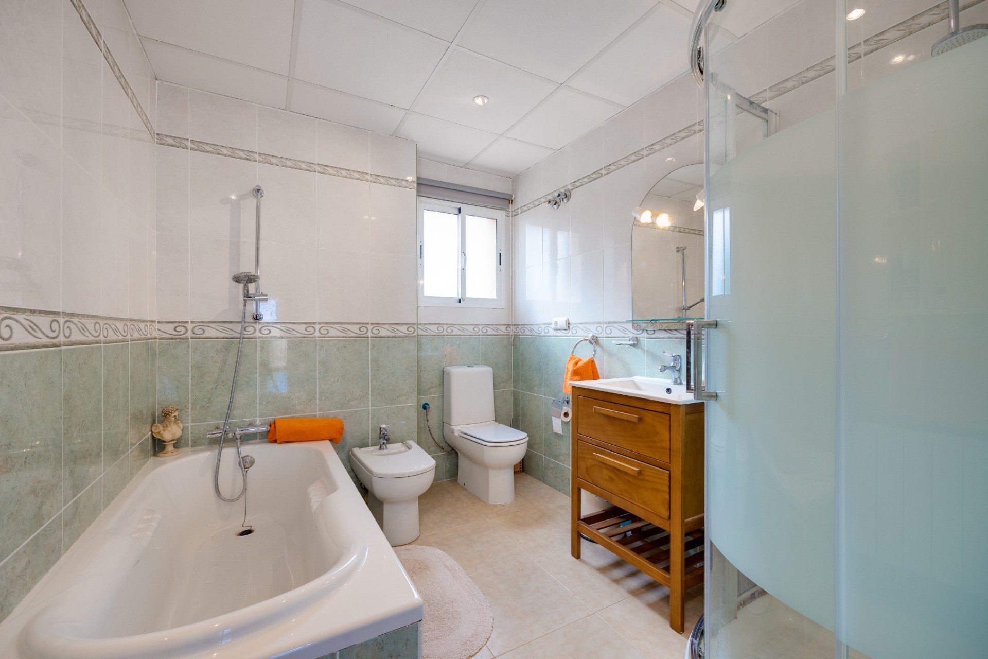 Resale - Villa -
Aspe - Inland