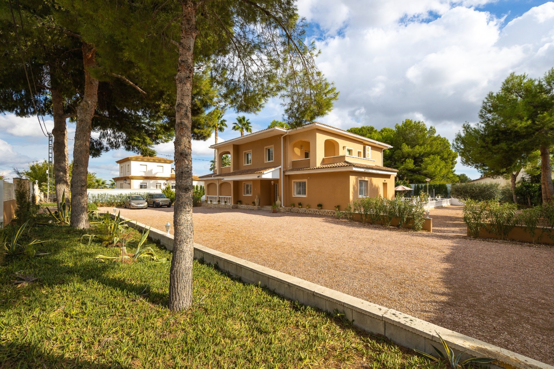 Resale - Villa -
Aspe - Inland