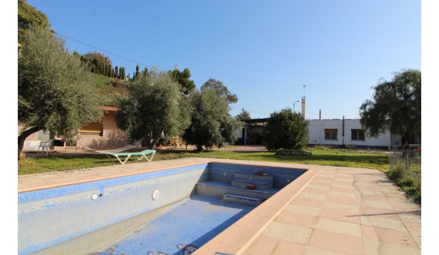 Resale - Villa -
Aspe - Inland