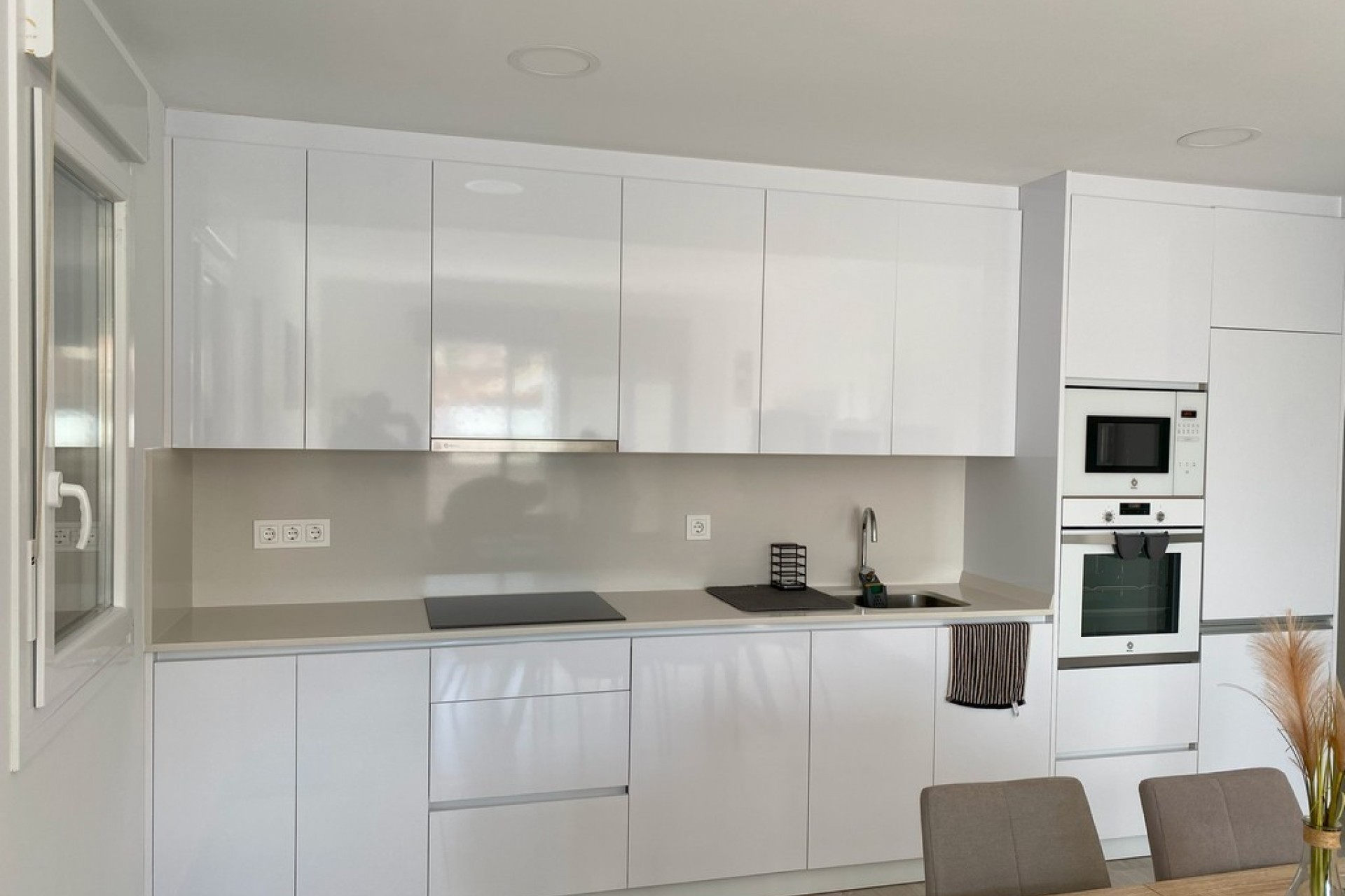 Resale - Villa -
Avileses - Inland