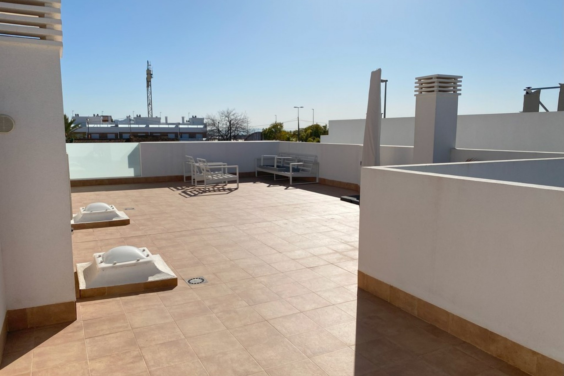 Resale - Villa -
Avileses - Inland