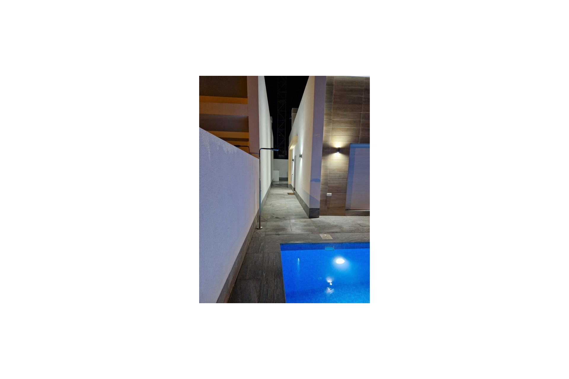 Resale - Villa -
Avileses - Inland