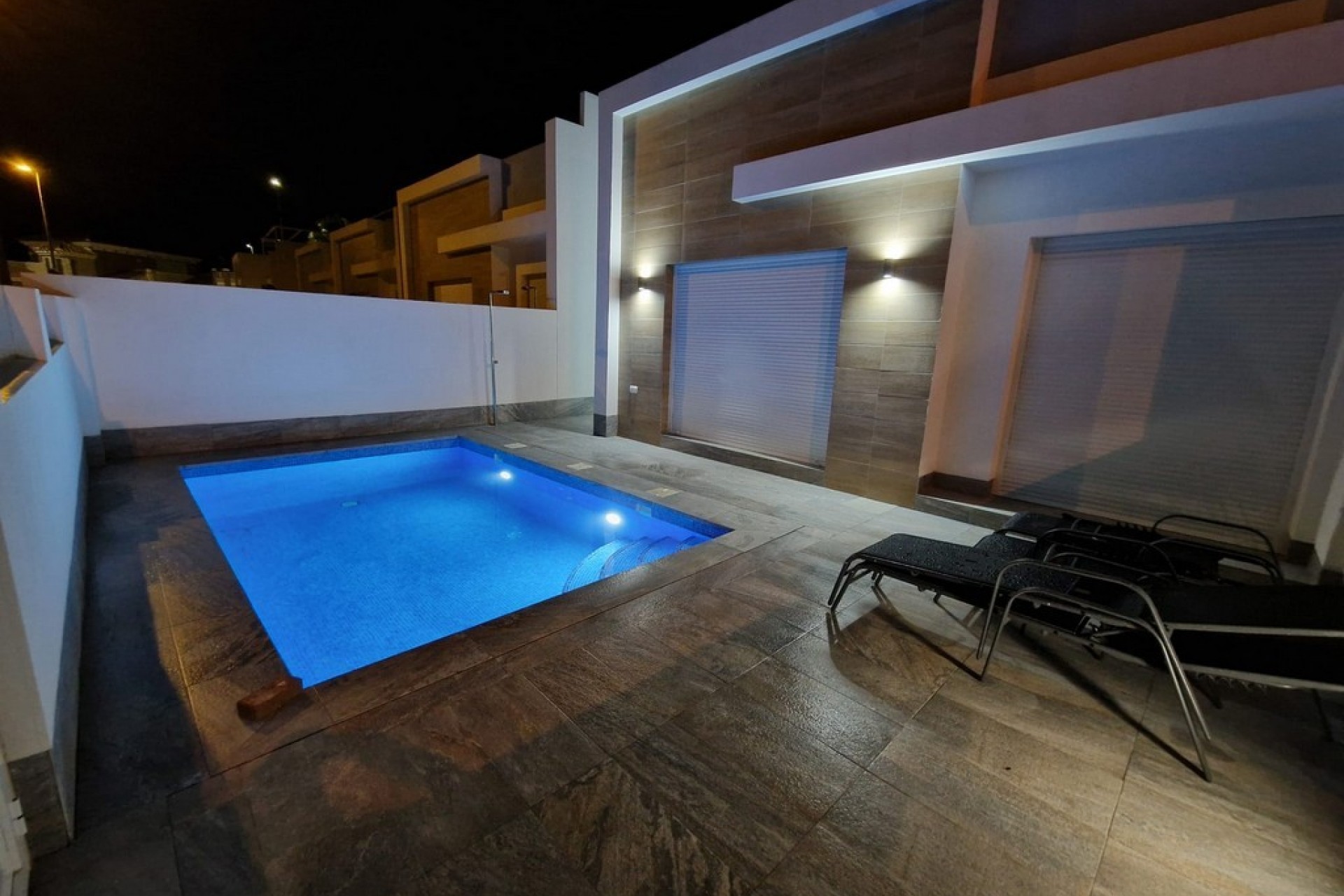 Resale - Villa -
Avileses - Inland