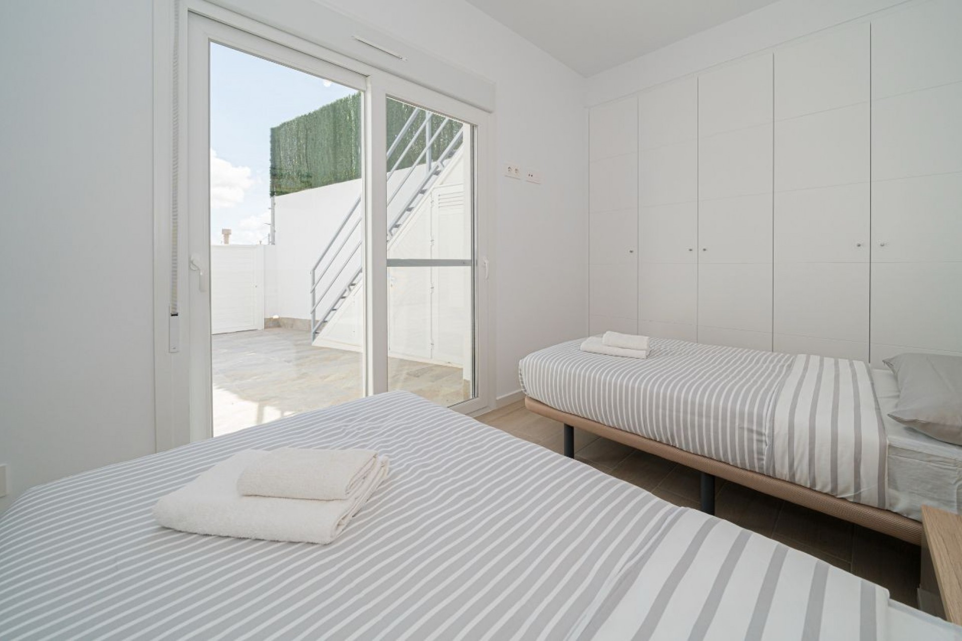 Resale - Villa -
Avileses - Inland