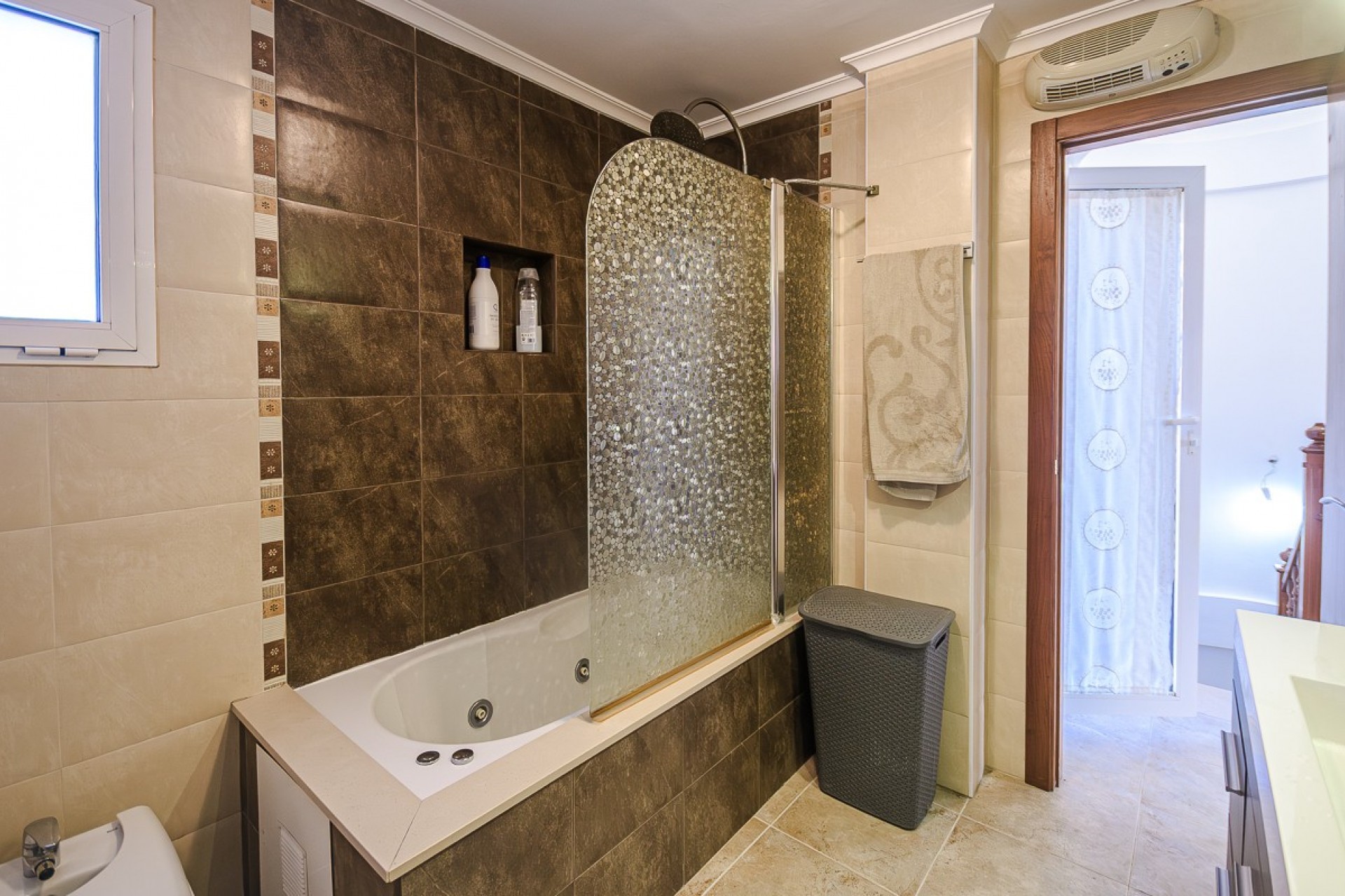 Resale - Villa -
Benferri - Inland