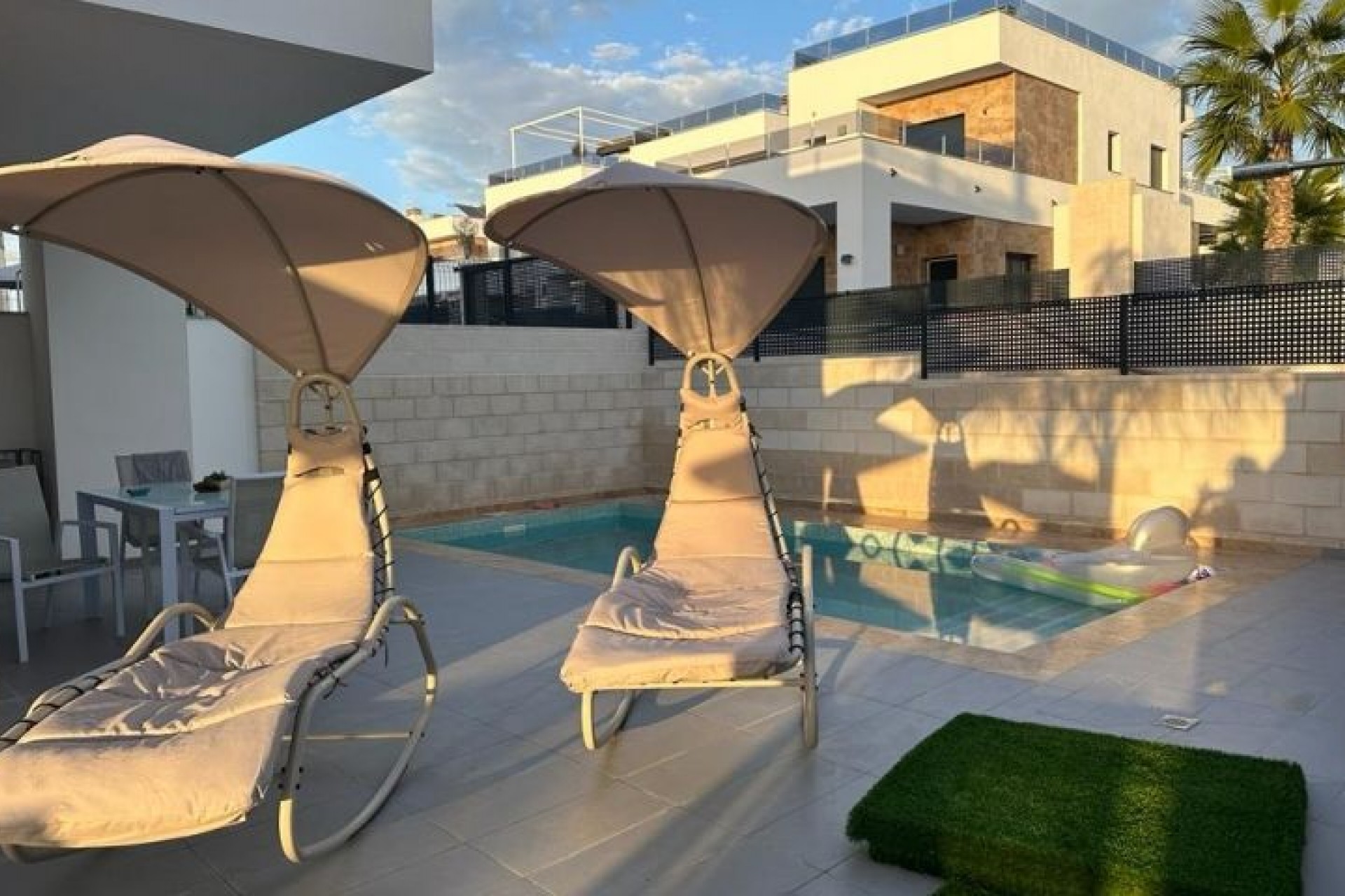 Resale - Villa -
Benijofar - Costa Blanca