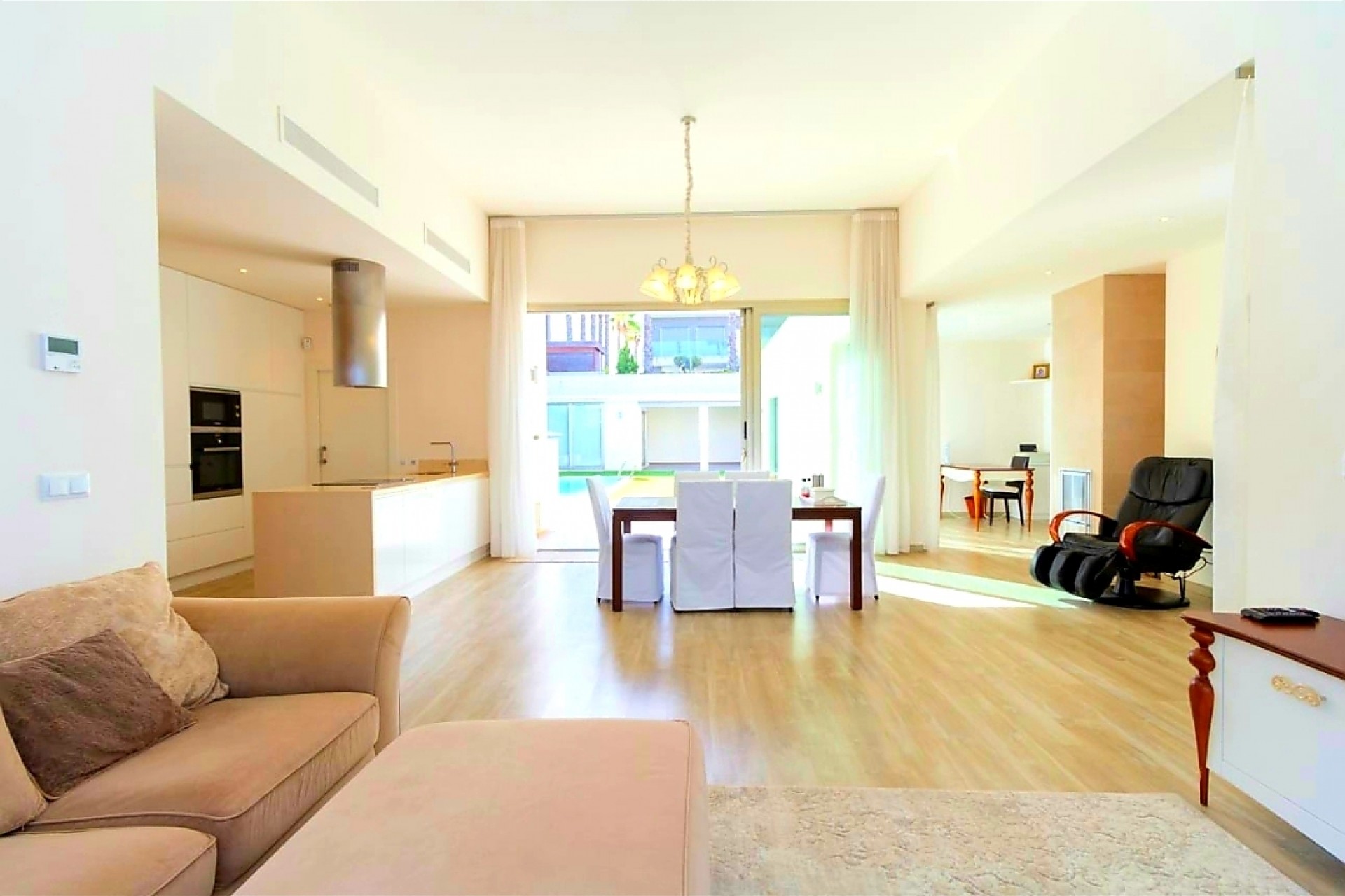 Resale - Villa -
Benijofar - Costa Blanca