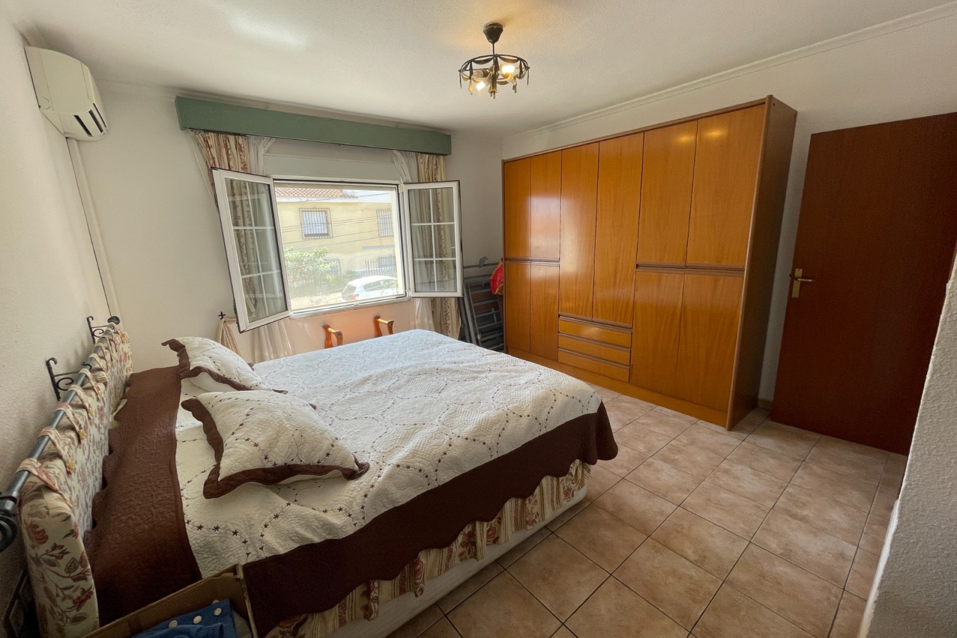 Resale - Villa -
Benijofar - Costa Blanca