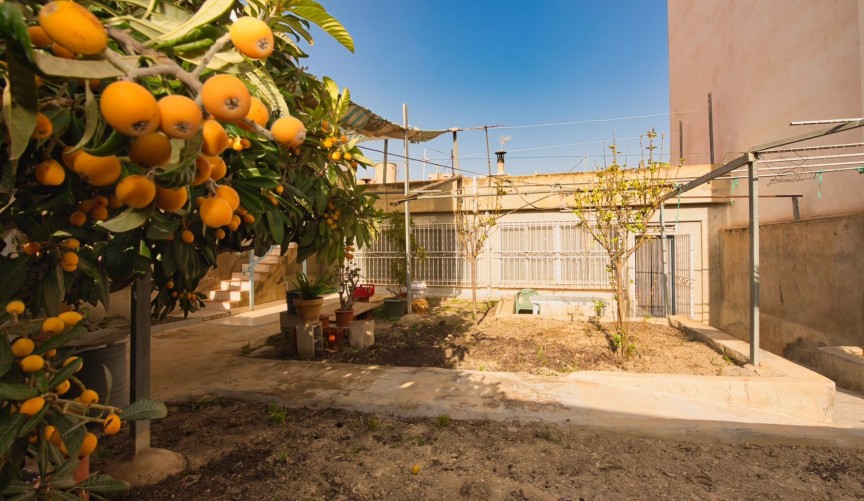 Resale - Villa -
Benijofar - Costa Blanca