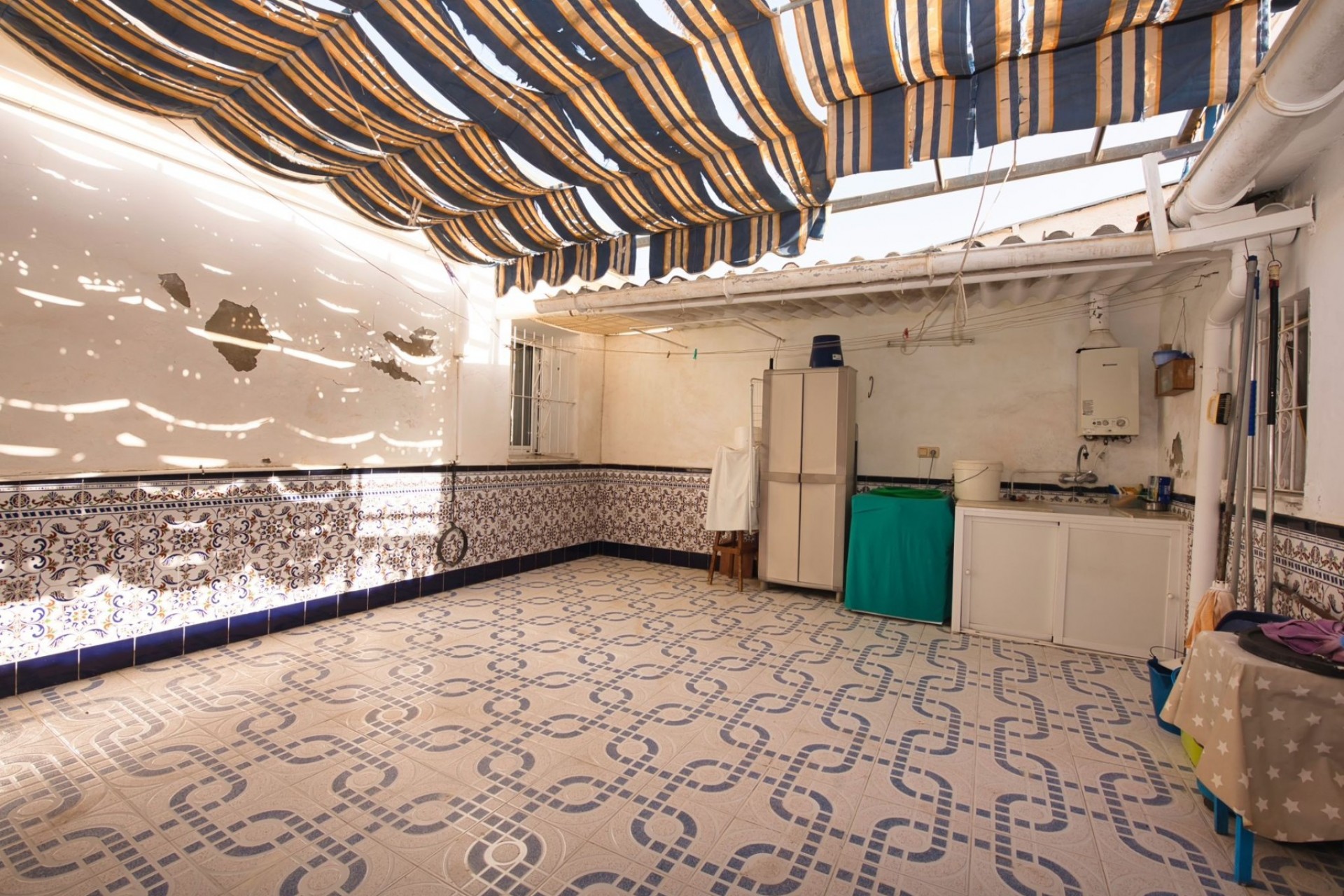 Resale - Villa -
Benijofar - Costa Blanca