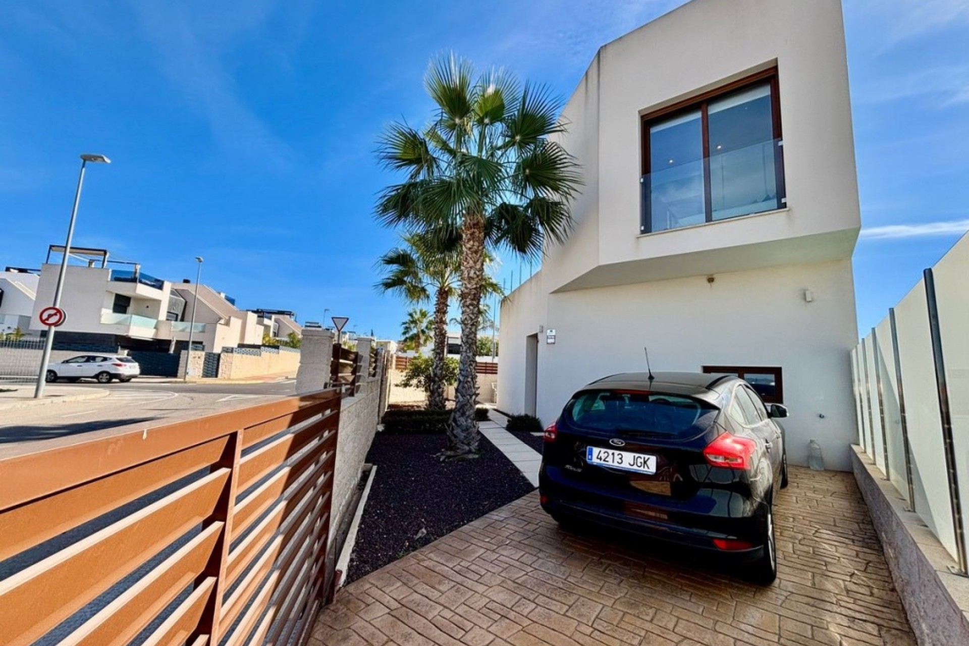 Resale - Villa -
Benijofar - Costa Blanca