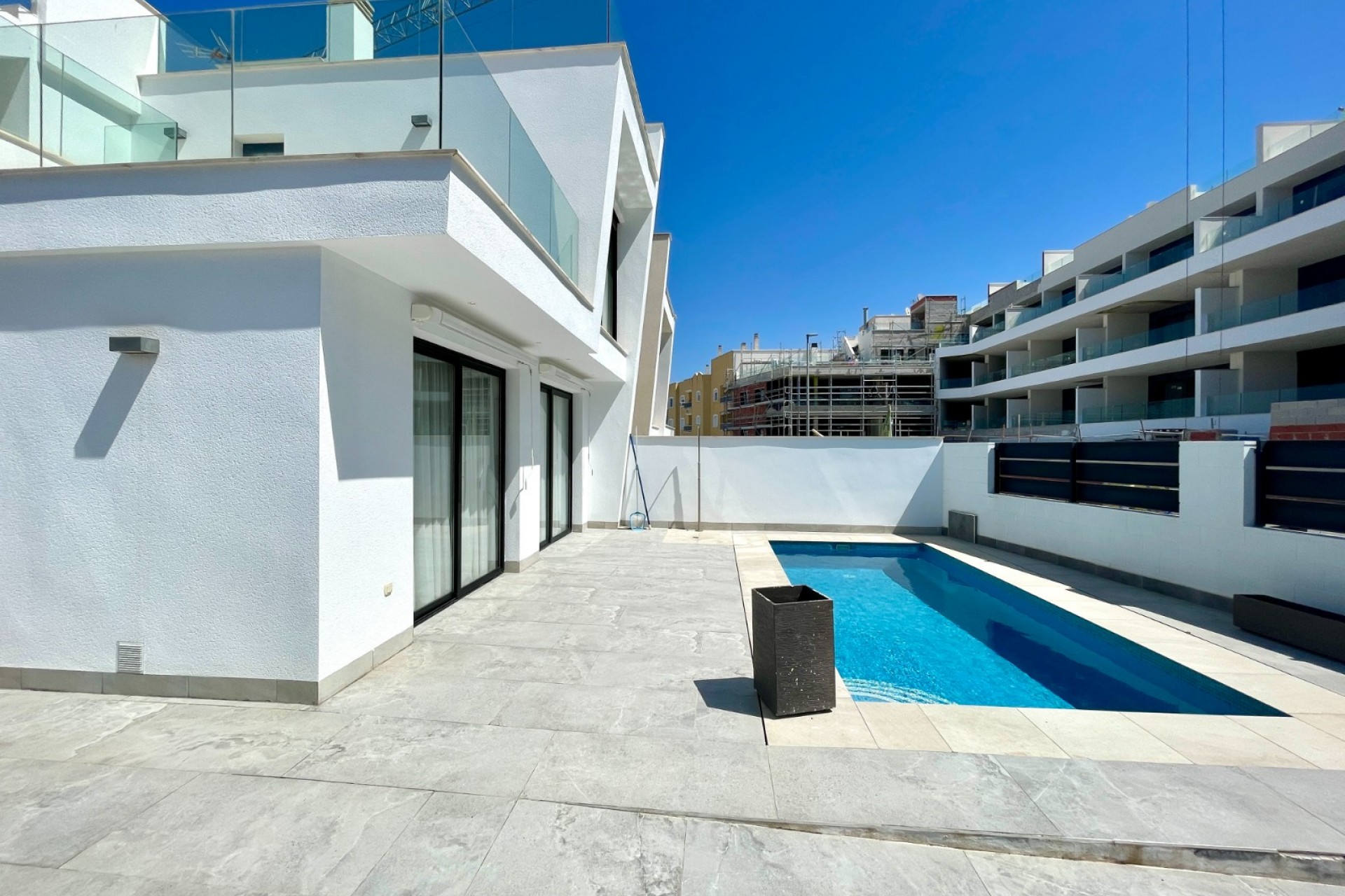 Resale - Villa -
Benijofar - Costa Blanca