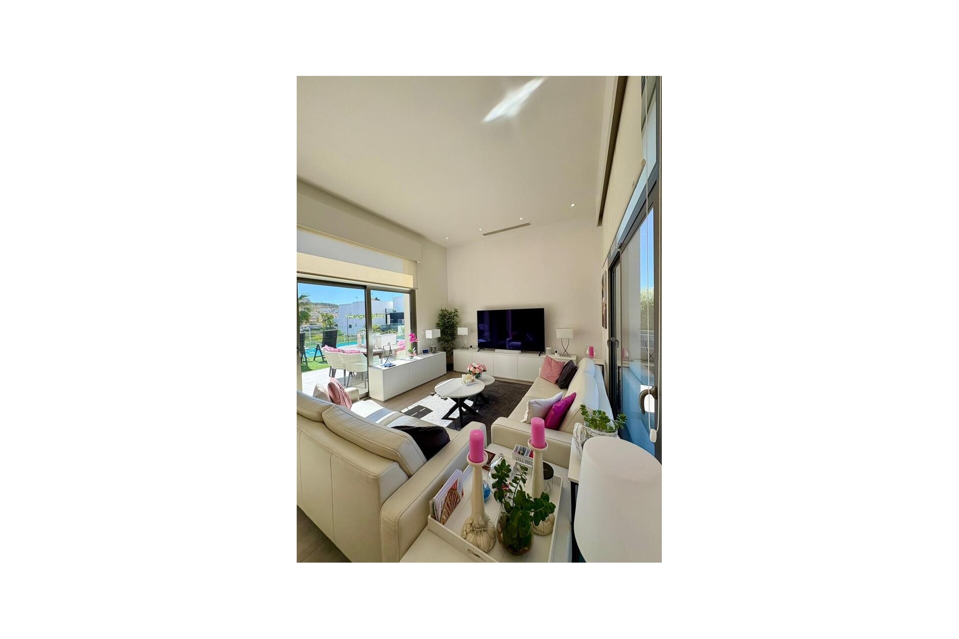 Resale - Villa -
Benijofar - Costa Blanca