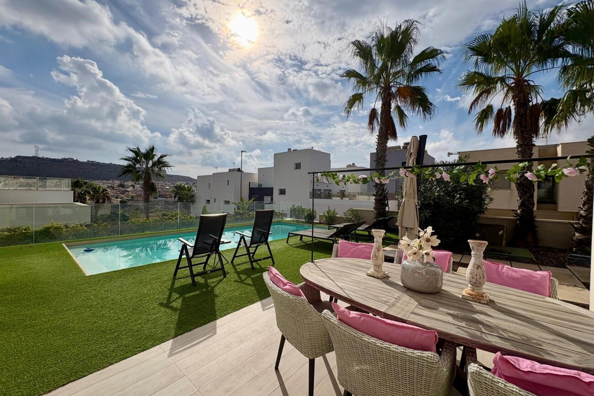 Resale - Villa -
Benijofar - Costa Blanca