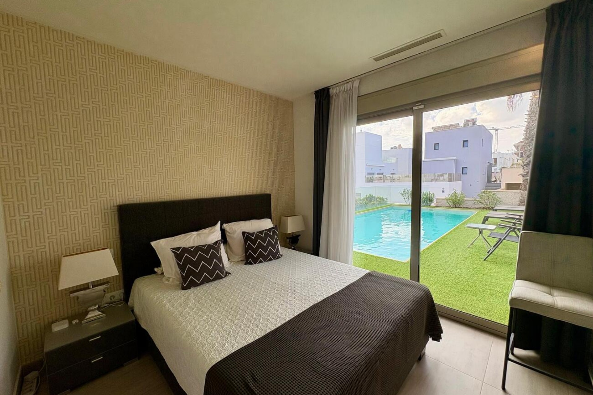 Resale - Villa -
Benijofar - Costa Blanca