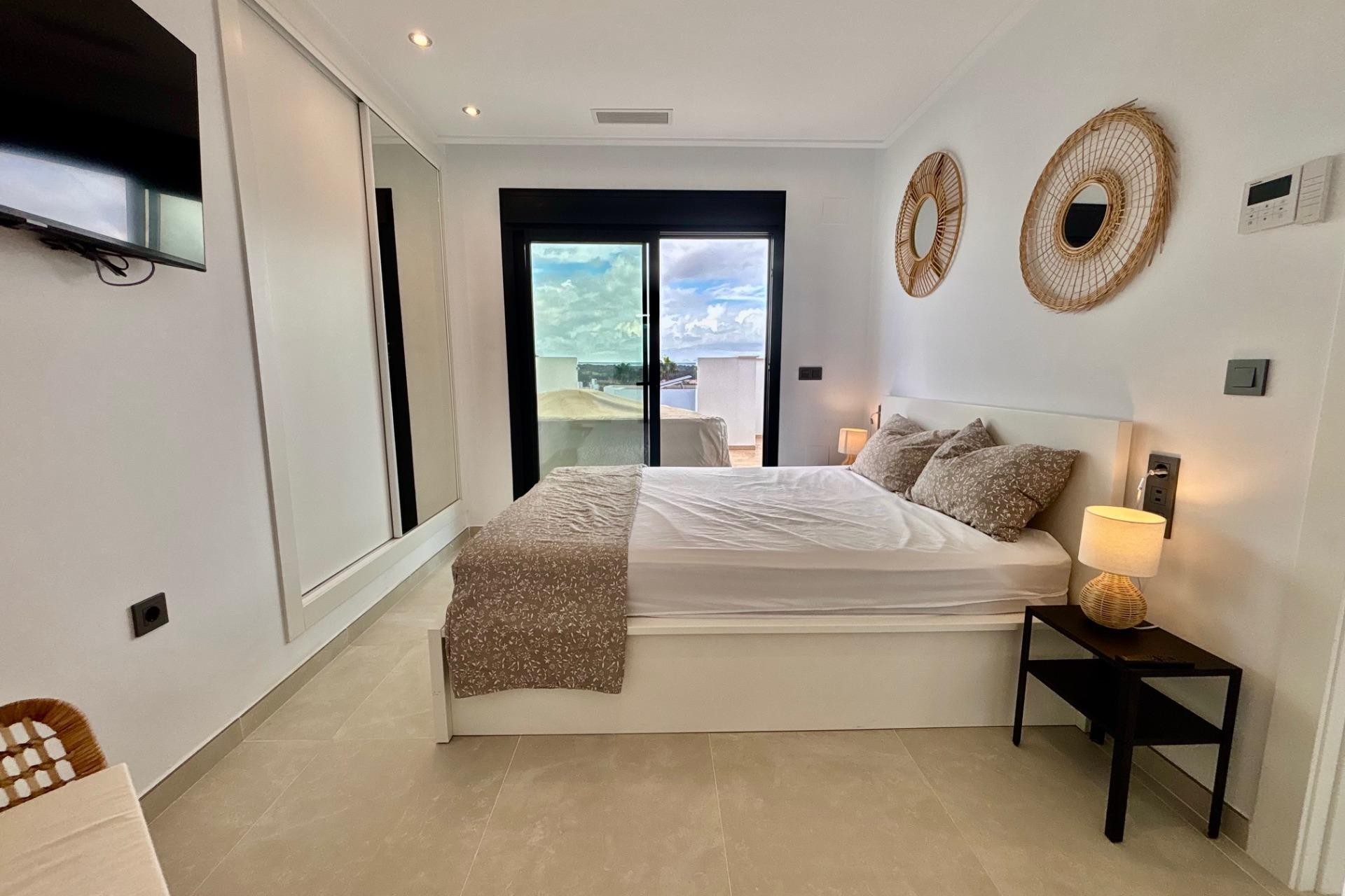 Resale - Villa -
Benijofar - Pueblo 4