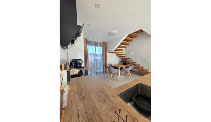 Resale - Villa -
Benijofar