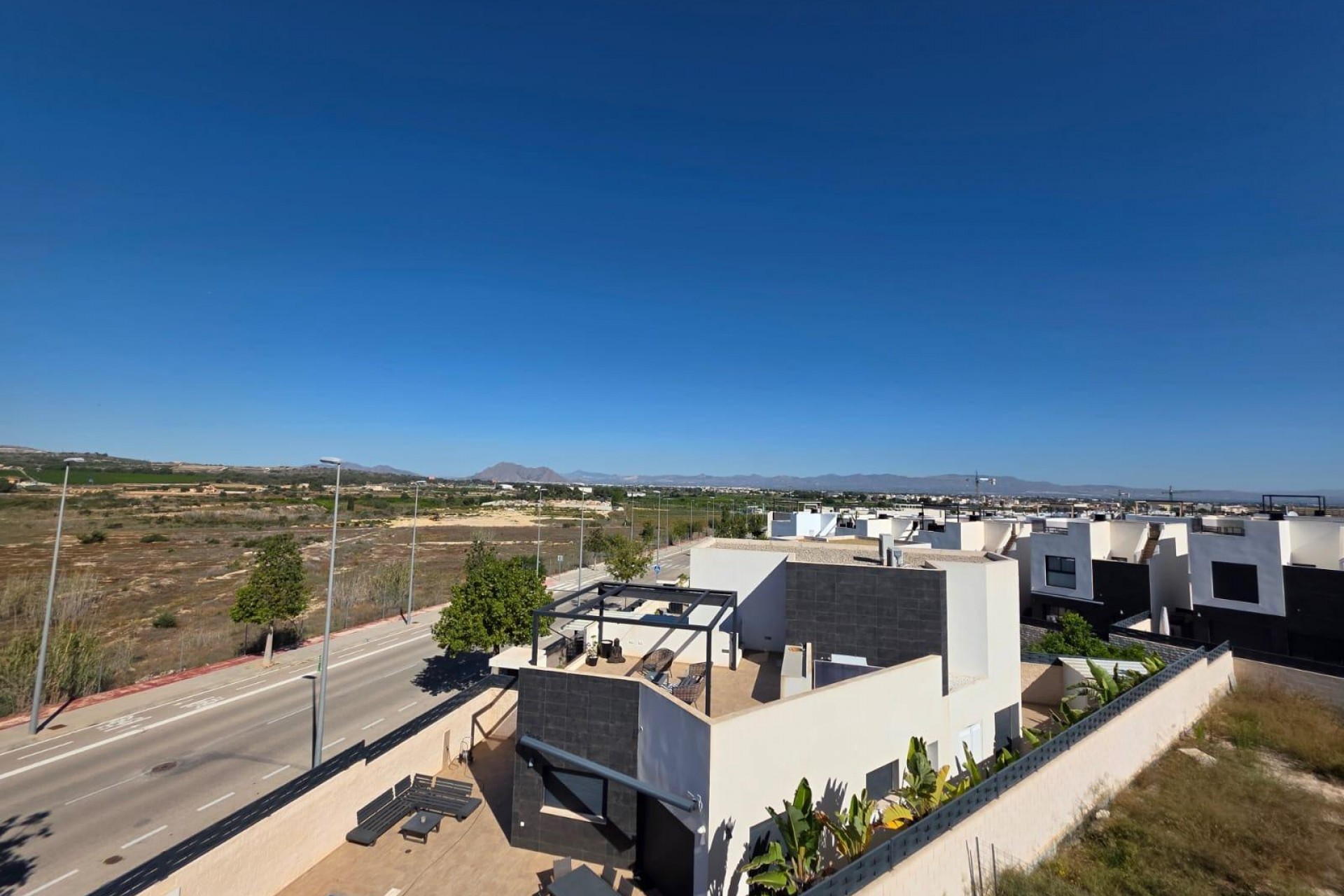 Resale - Villa -
Benijofar