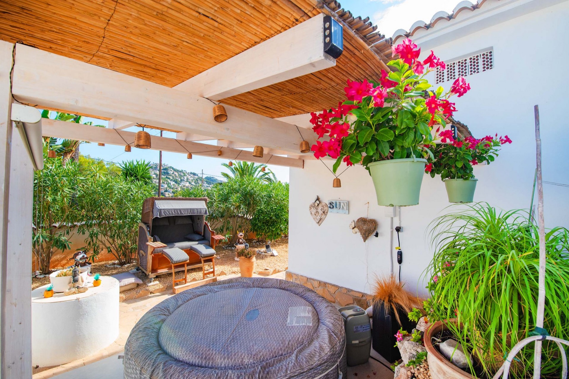 Resale - Villa -
Benissa - Costa Blanca
