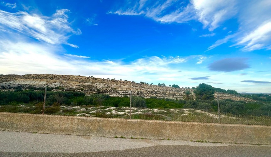 Resale - Villa -
Bigastro - Comunidad Valenciana