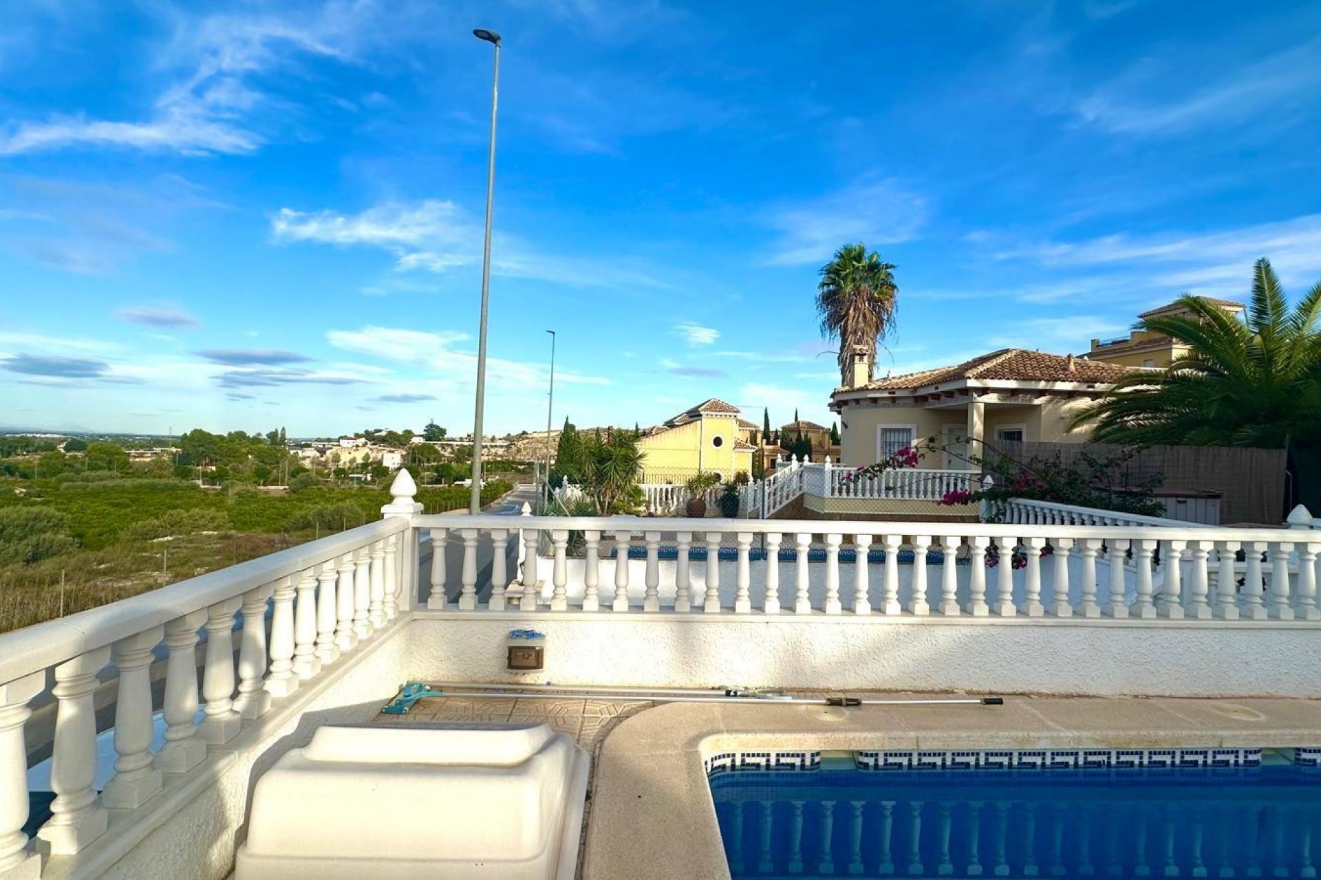 Resale - Villa -
Bigastro - Comunidad Valenciana