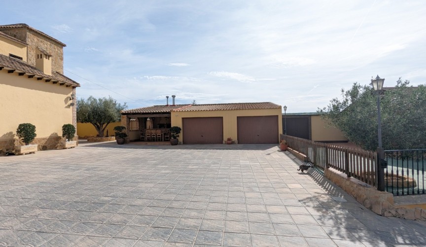Resale - Villa -
Bigastro - Inland