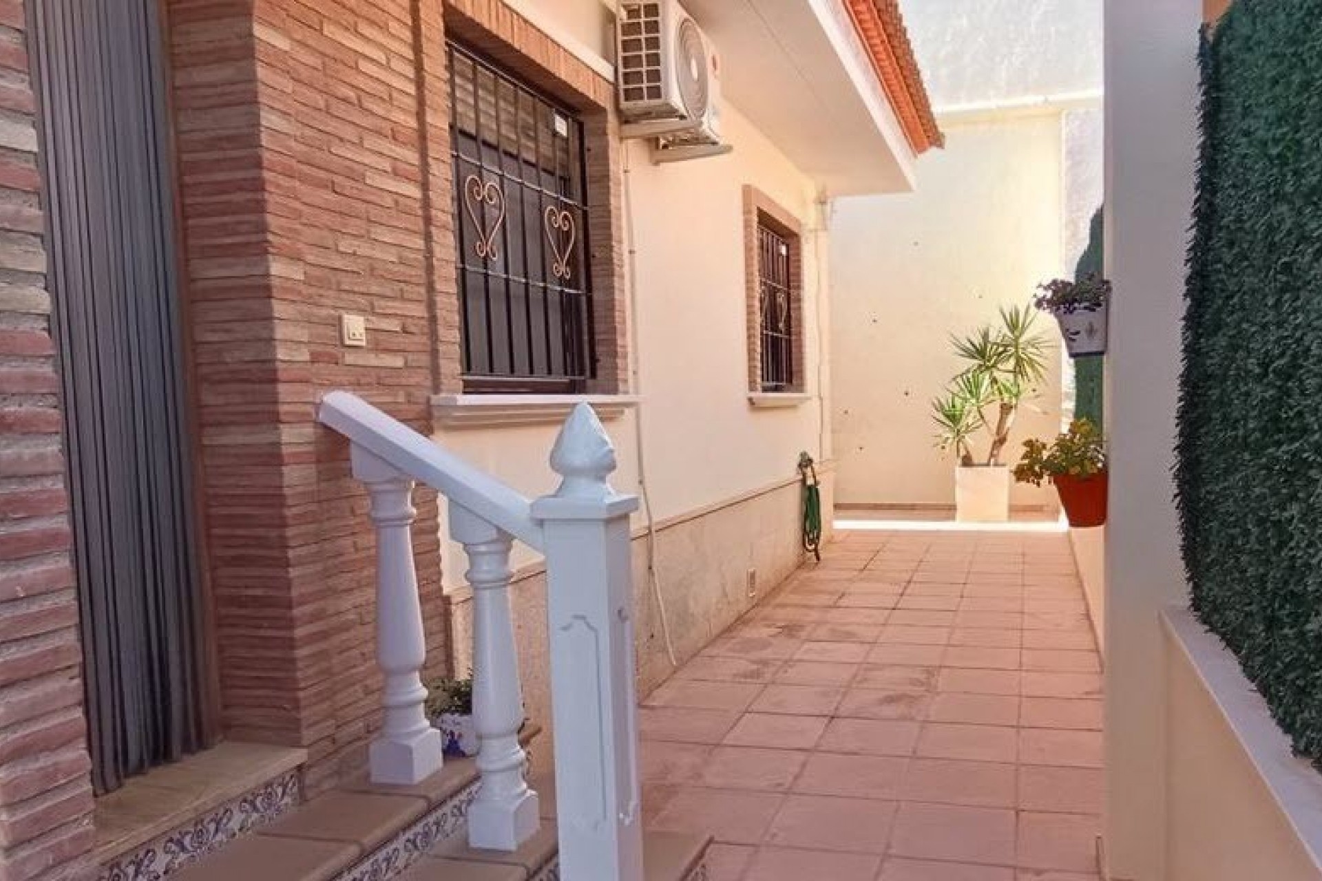 Resale - Villa -
Bigastro - Inland