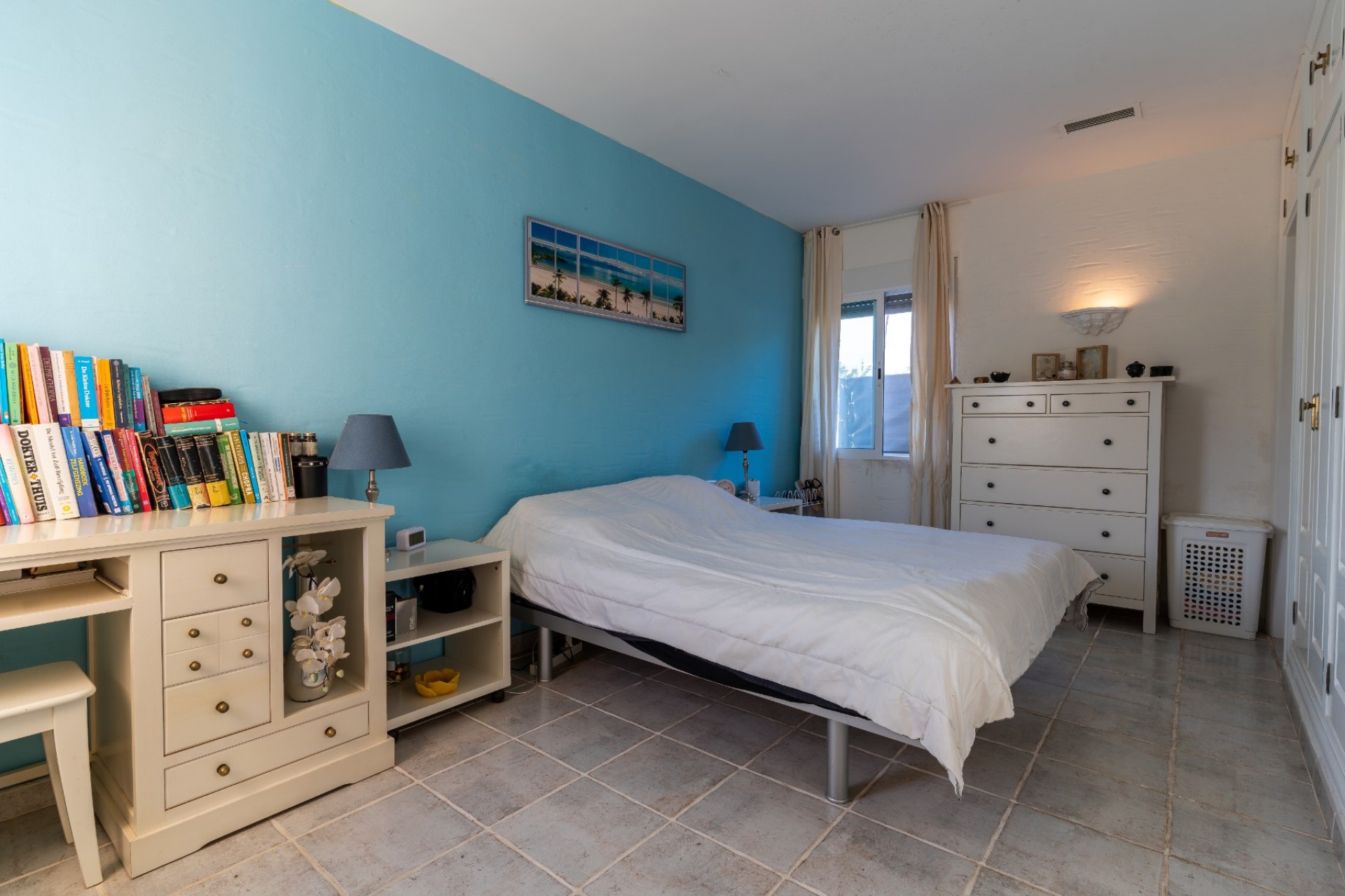 Resale - Villa -
Busot - Costa Blanca