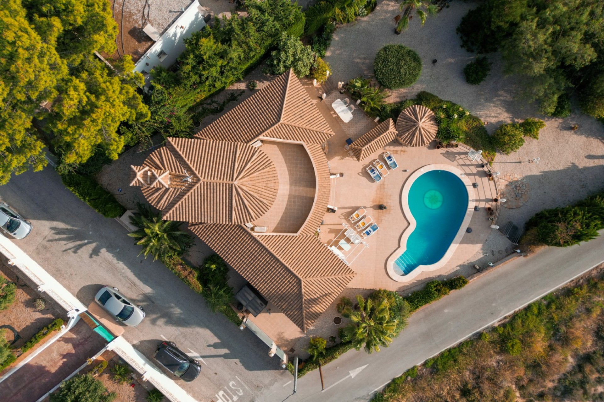 Resale - Villa -
Busot - Costa Blanca