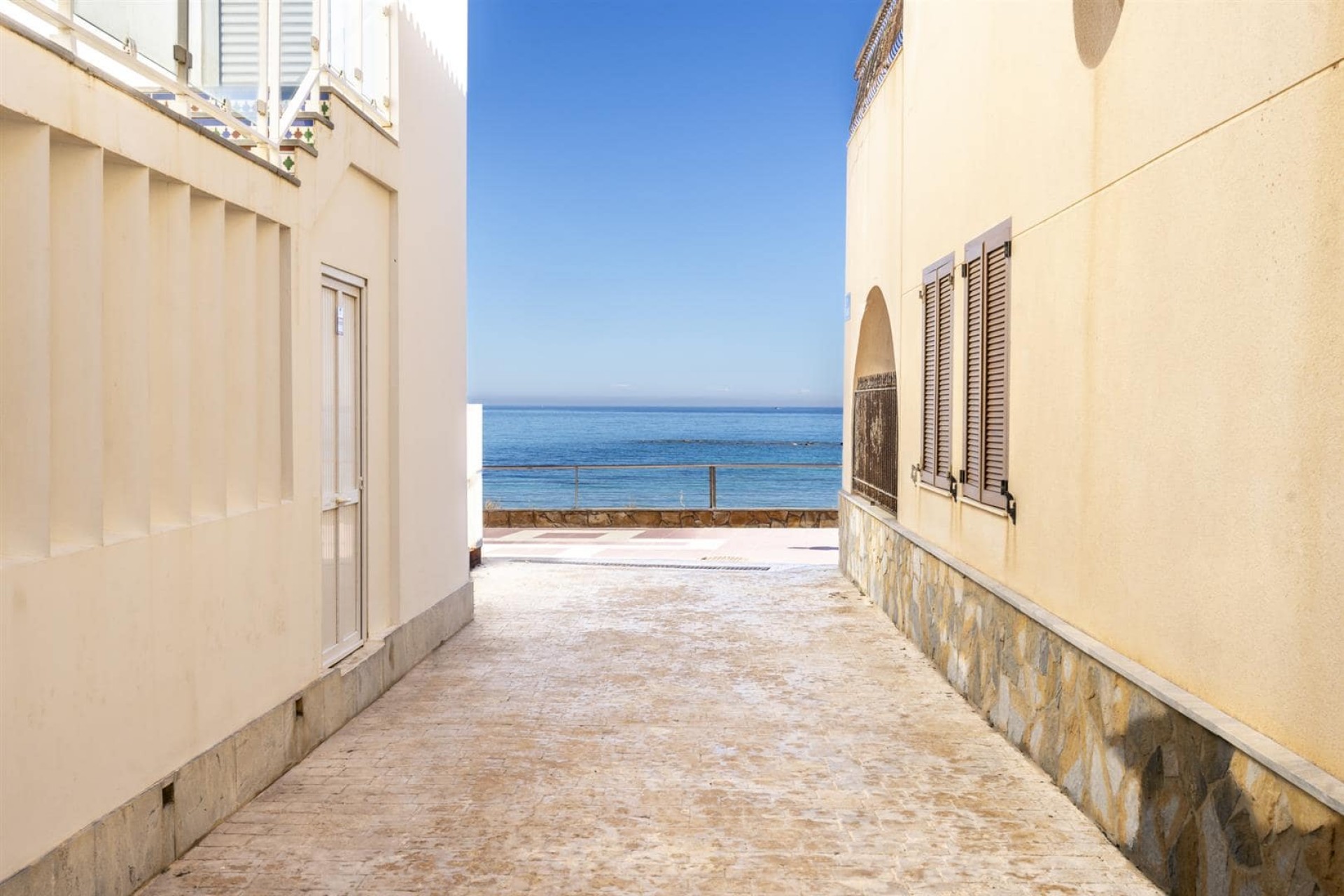 Resale - Villa -
Cabo de Palos - Costa Calida