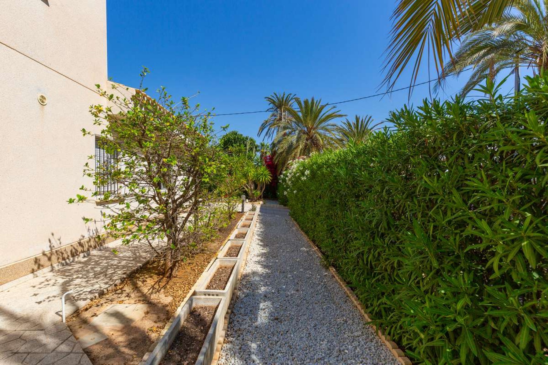 Resale - Villa -
Cabo Roig - Costa Blanca