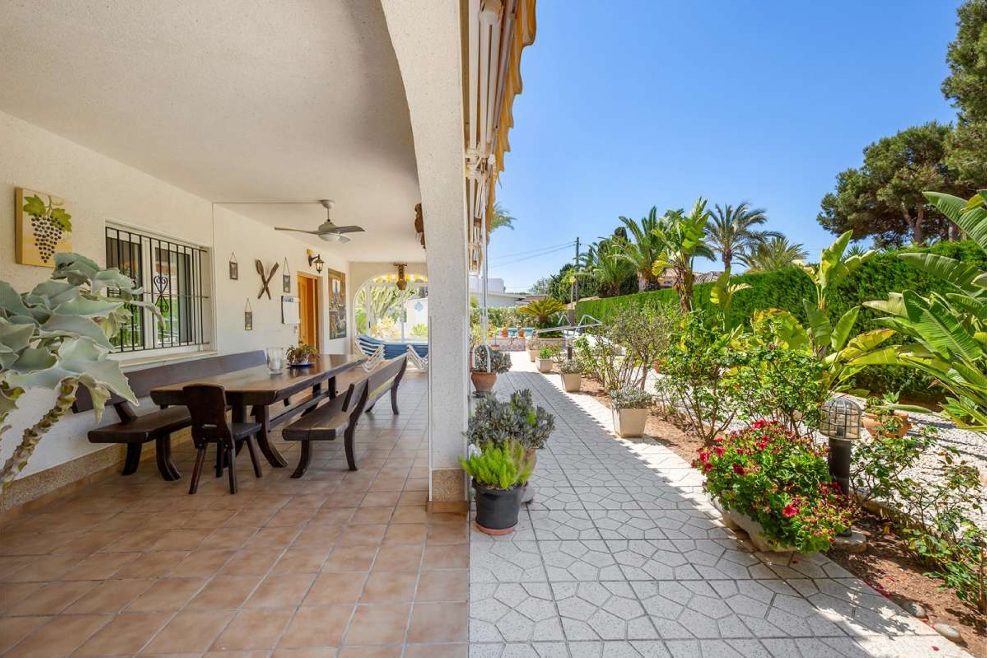 Resale - Villa -
Cabo Roig - Costa Blanca