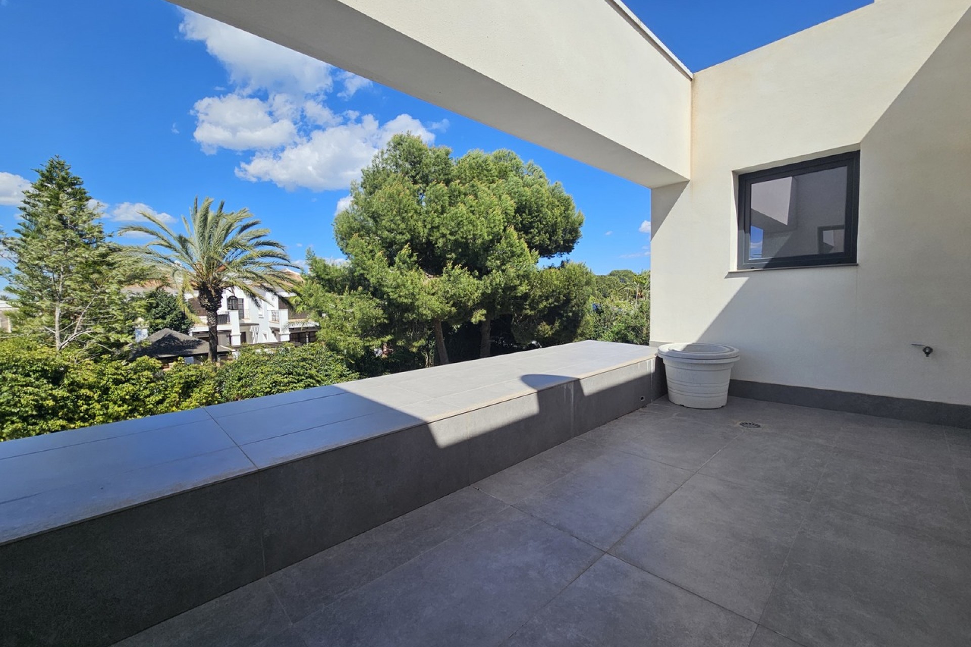Resale - Villa -
Cabo Roig - Costa Blanca