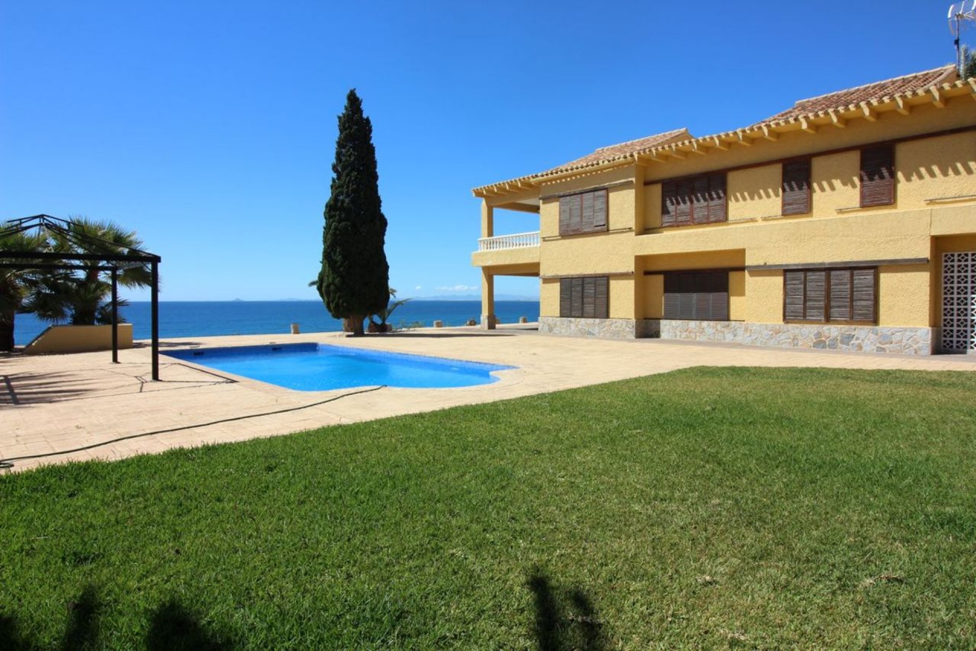 Resale - Villa -
Cabo Roig - Costa Blanca