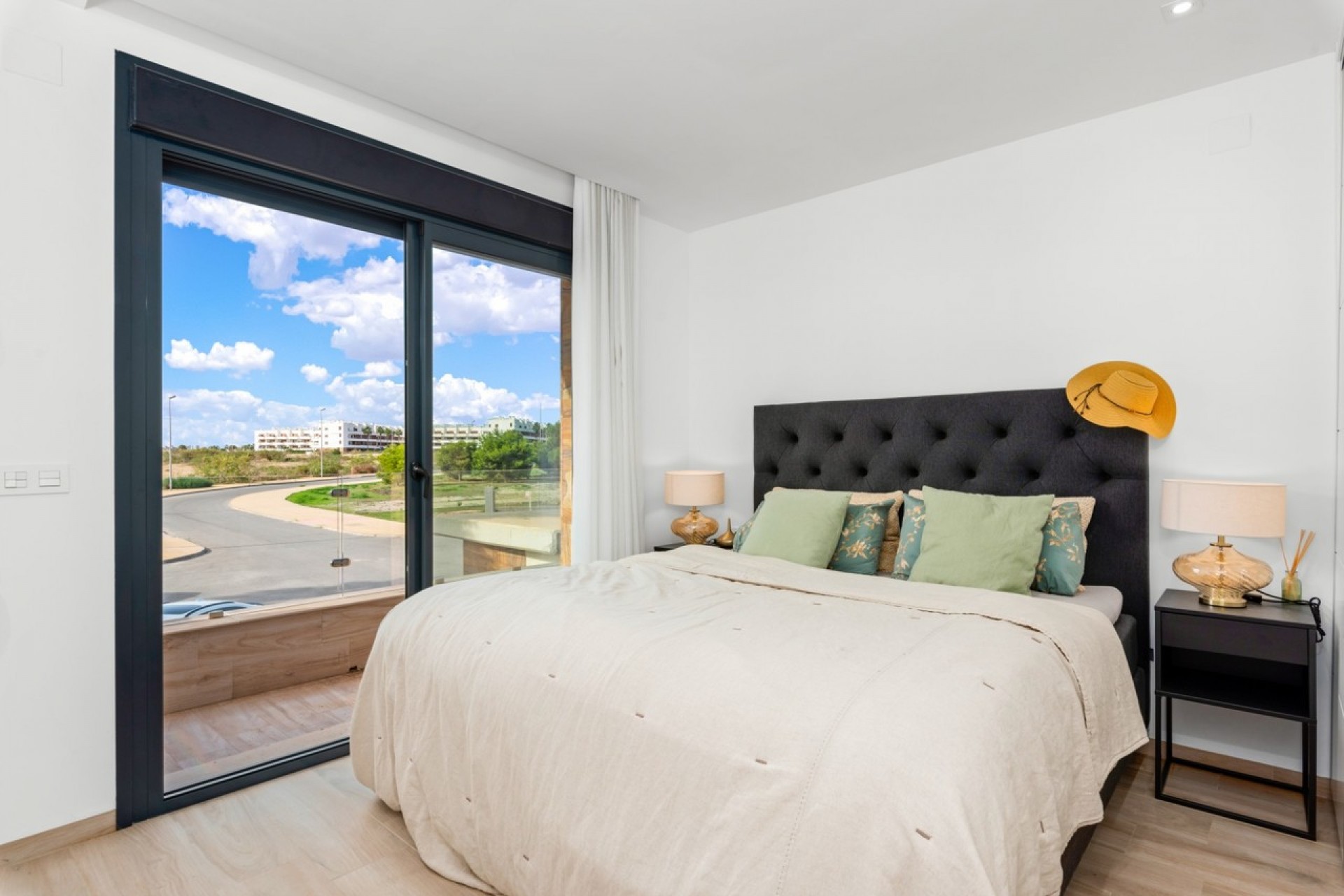 Resale - Villa -
Cabo Roig - Costa Blanca