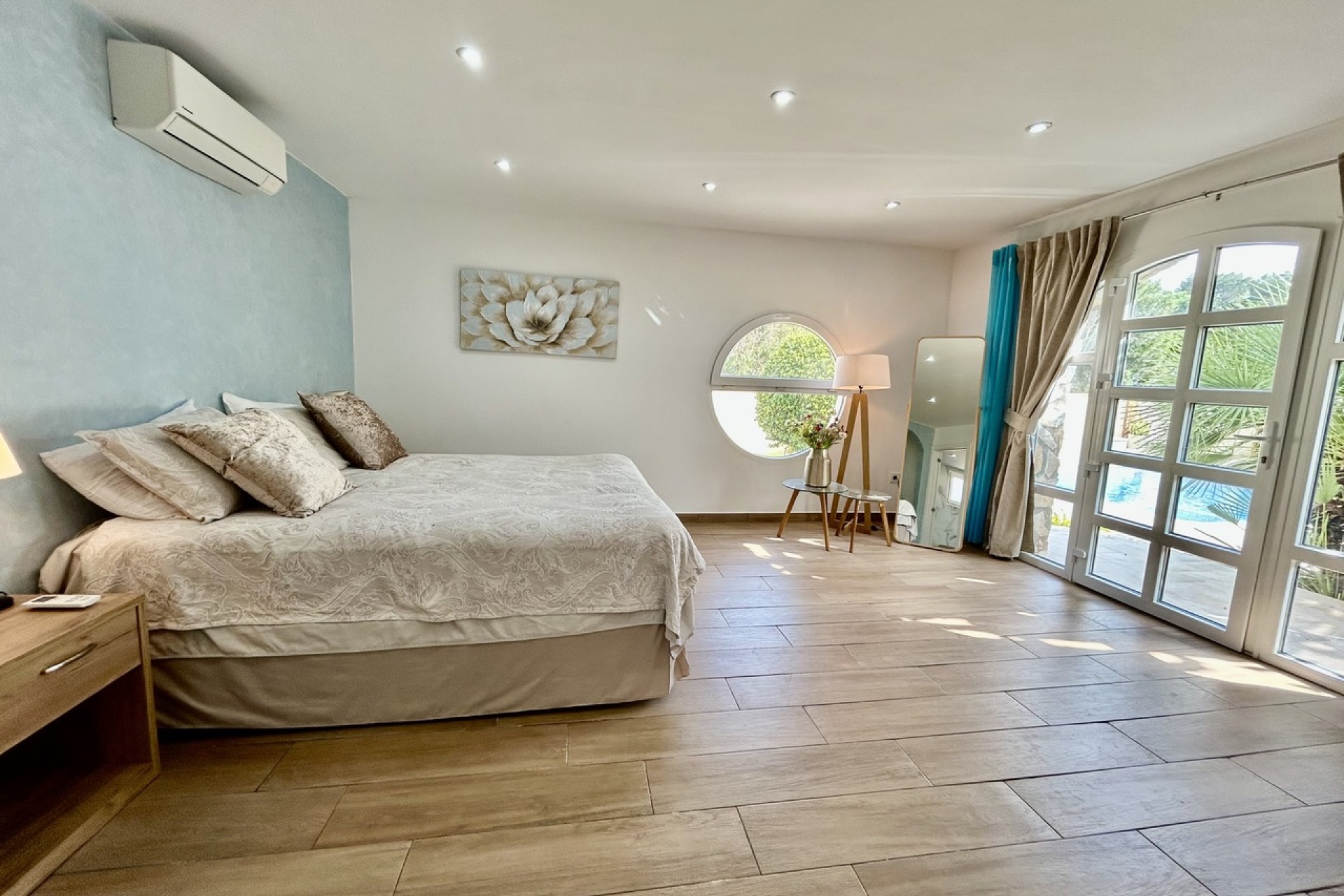 Resale - Villa -
Cabo Roig - Costa Blanca