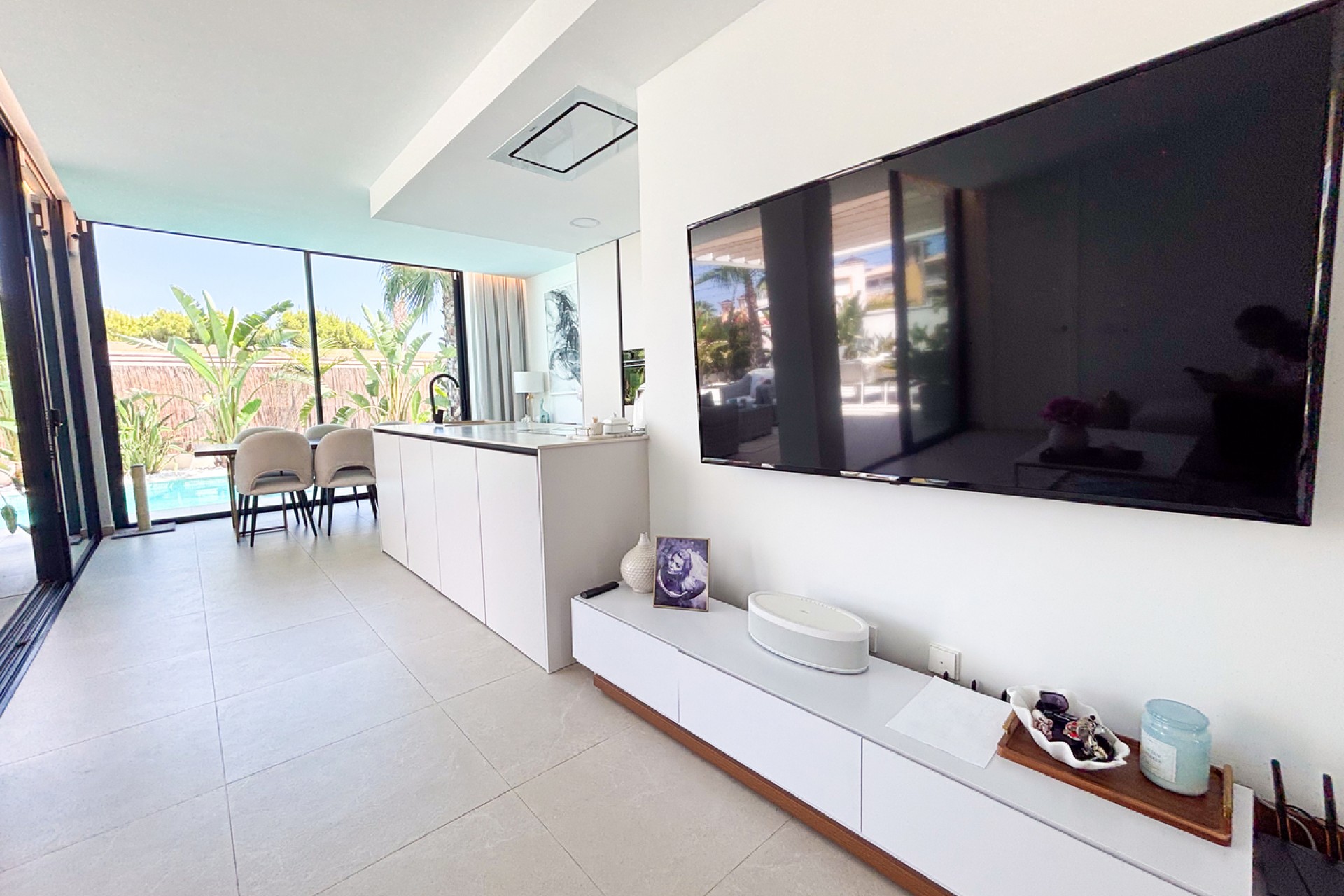 Resale - Villa -
Cabo Roig - Costa Blanca