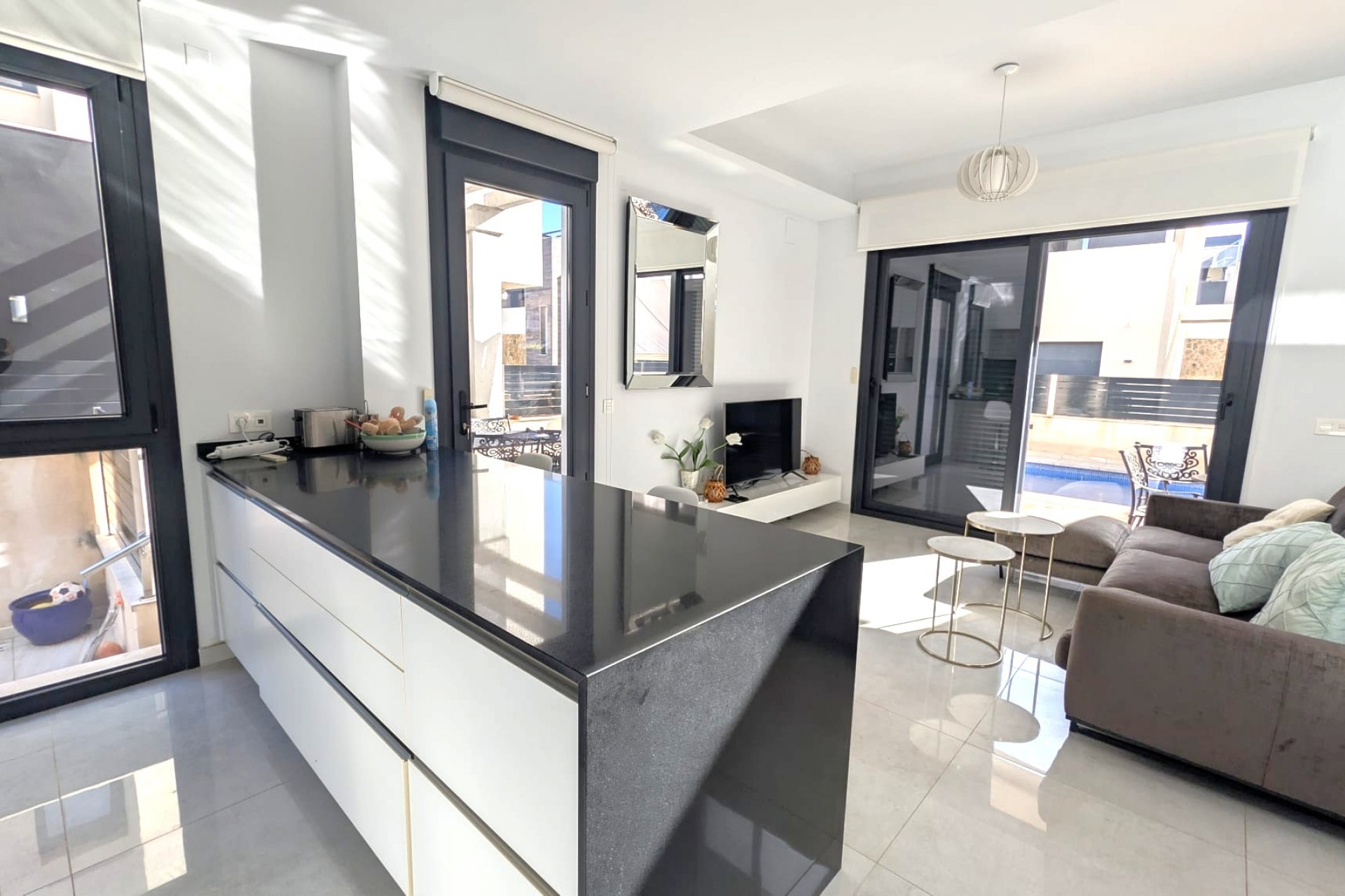 Resale - Villa -
Cabo Roig - Costa Blanca