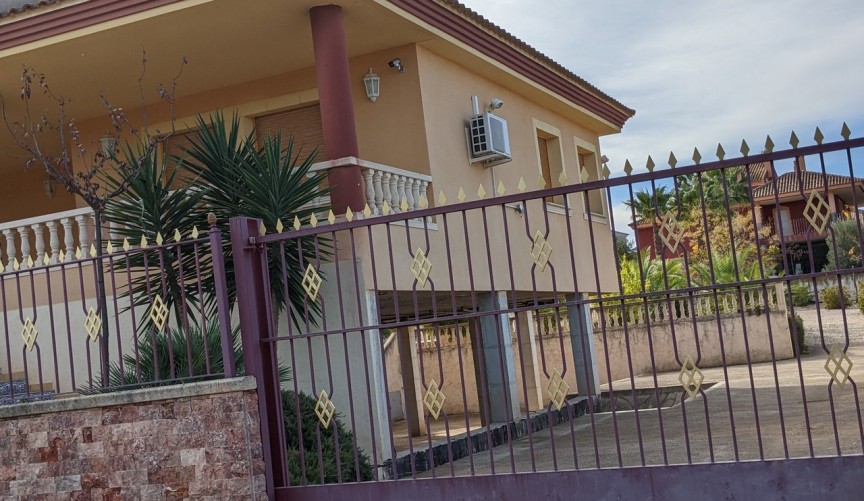 Resale - Villa -
Calasparra - Inland