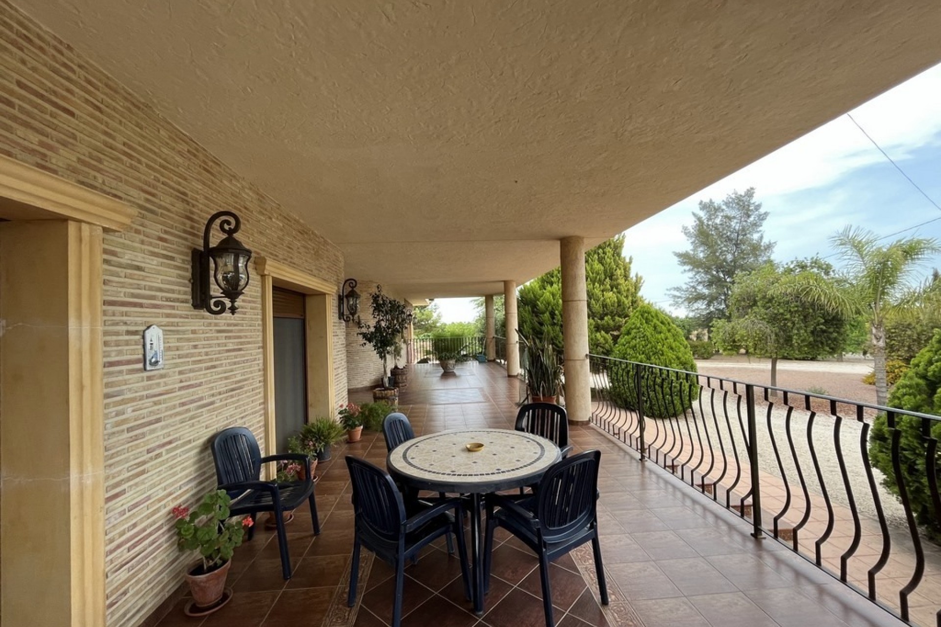 Resale - Villa -
Callosa de Segura - Callosilla