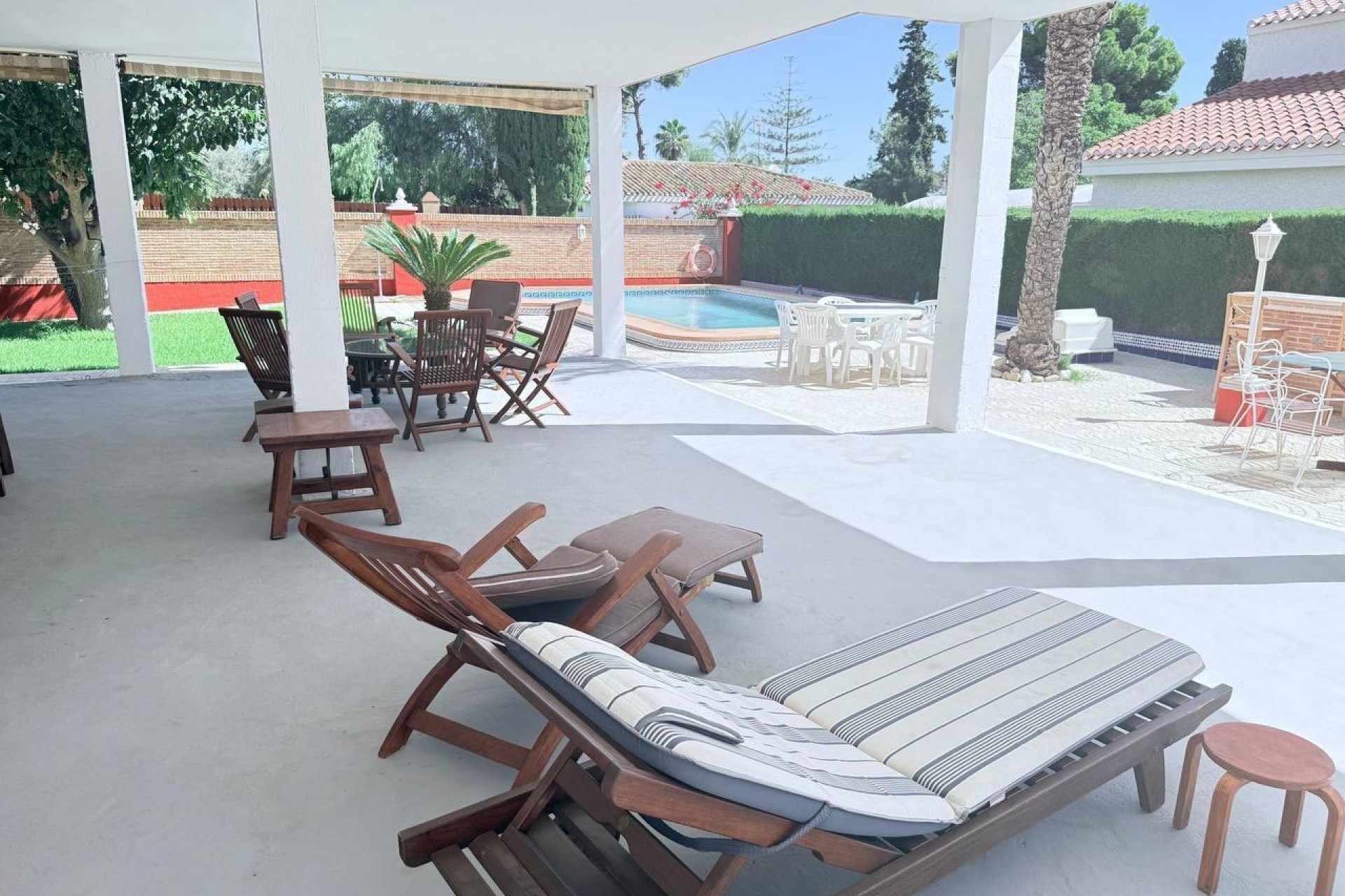Resale - Villa -
Campoamor