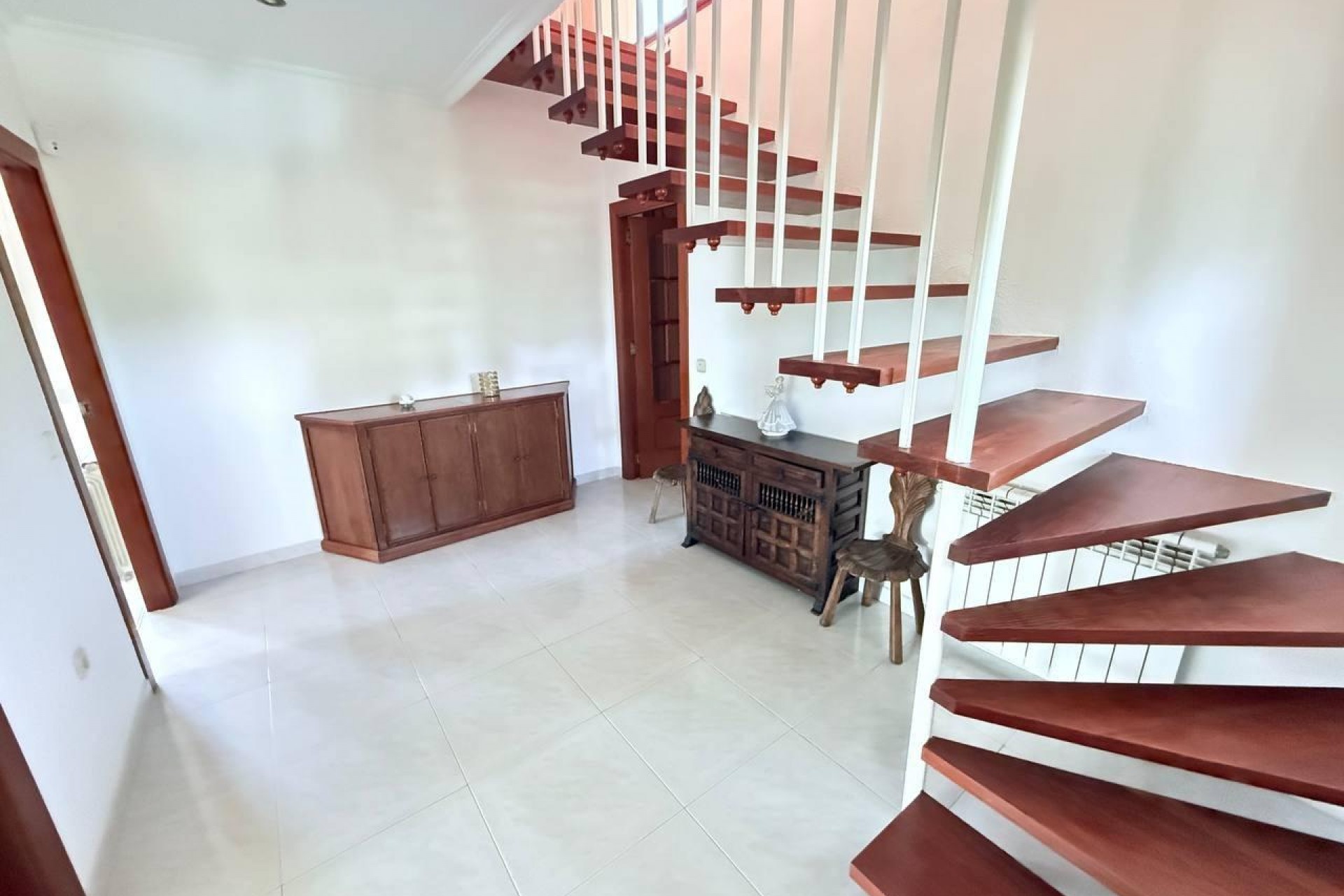 Resale - Villa -
Campoamor