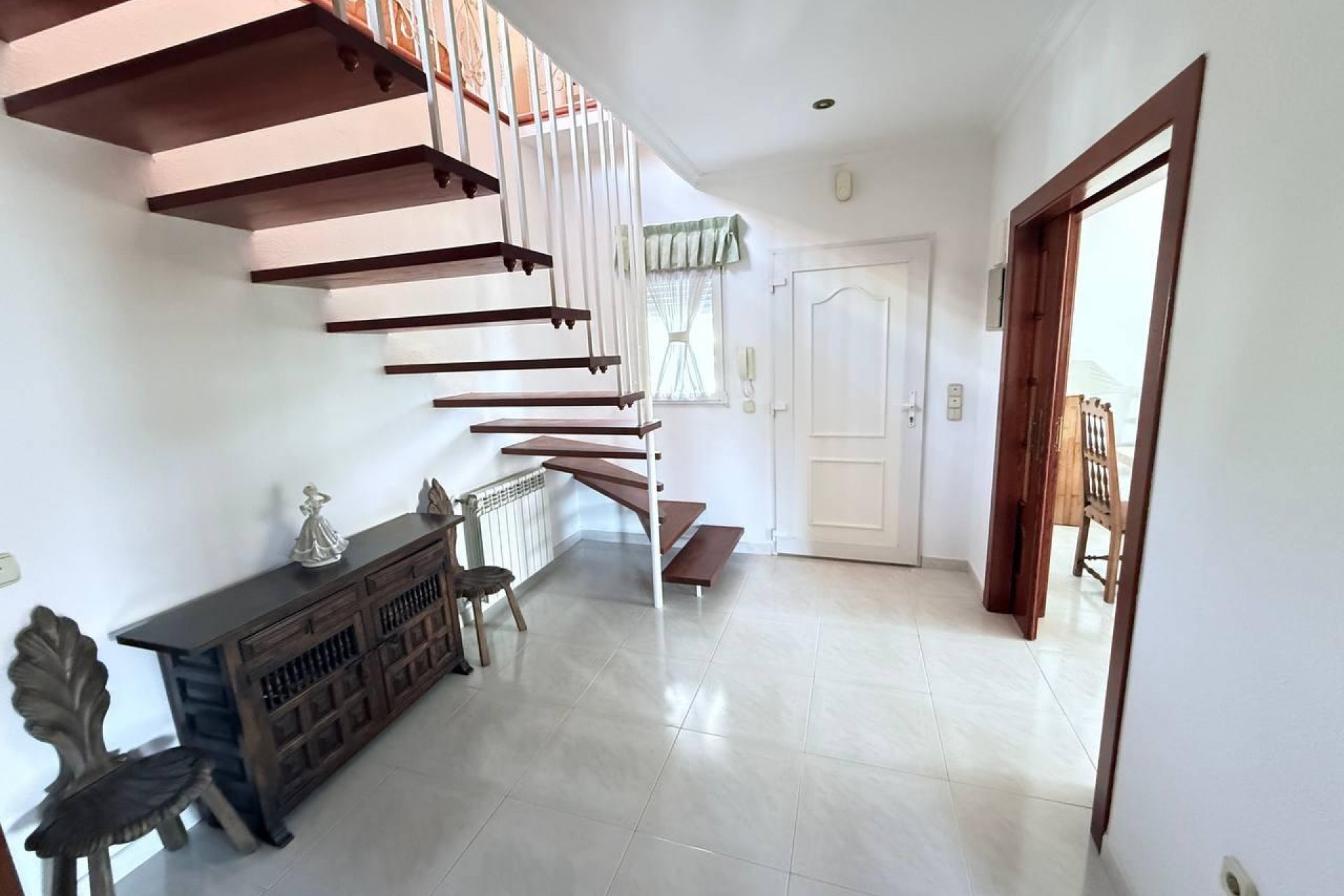 Resale - Villa -
Campoamor